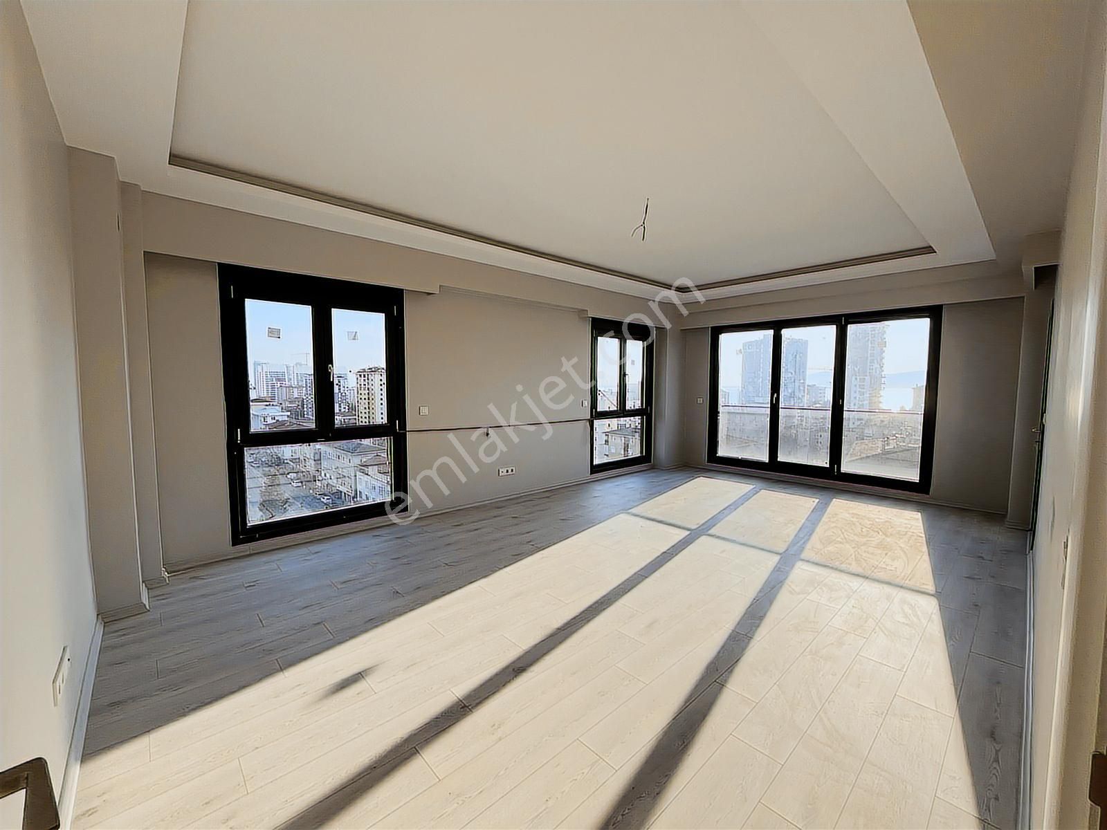 Kartal Atalar Da Cadde Üzeri 6+2 Satılık Dubleks Daire - Görsel 10