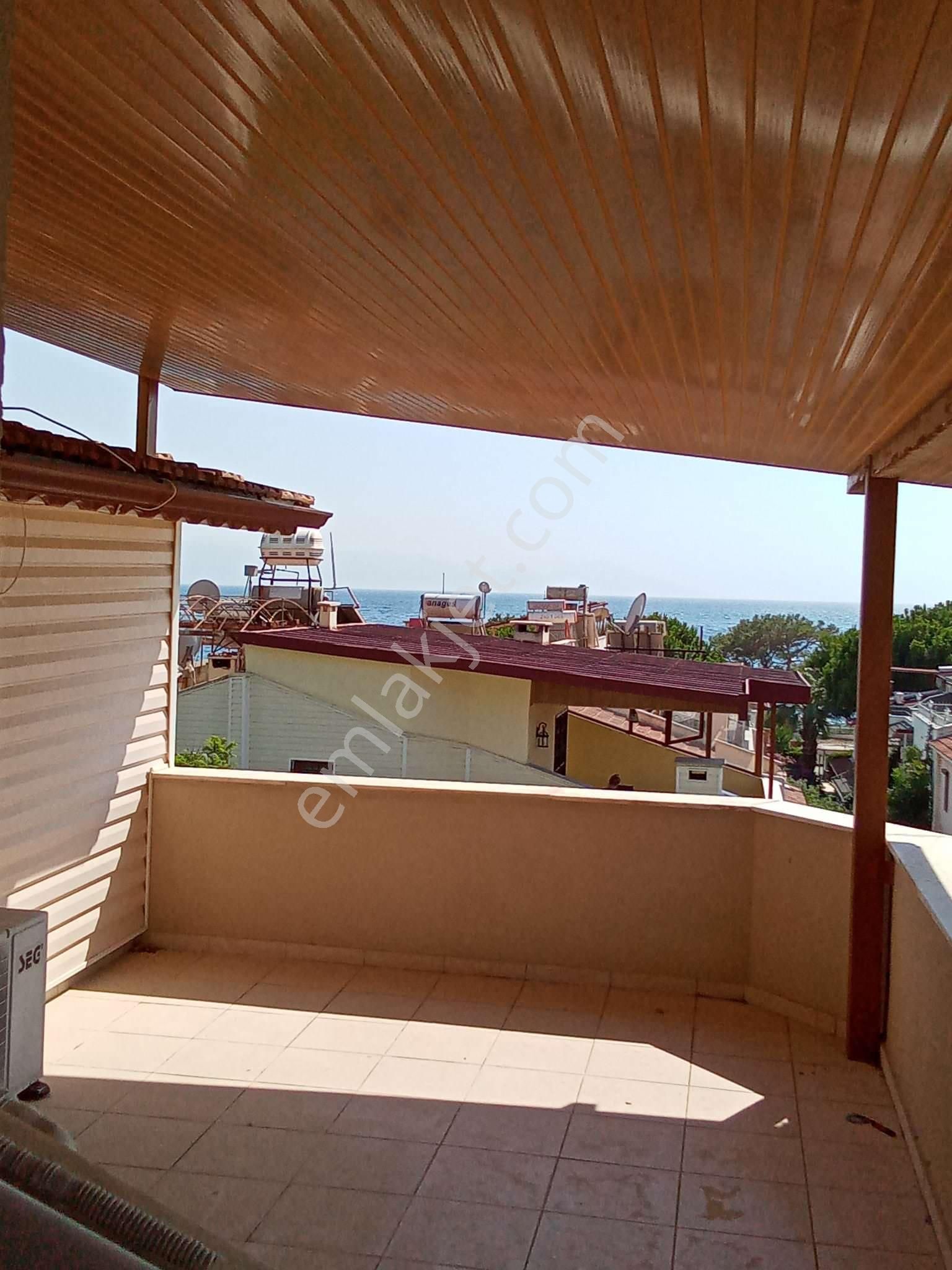 Özdere'de Deniz Tarafında(150mt) 3+1 Masrafsız Villa | Gökçen Emlak