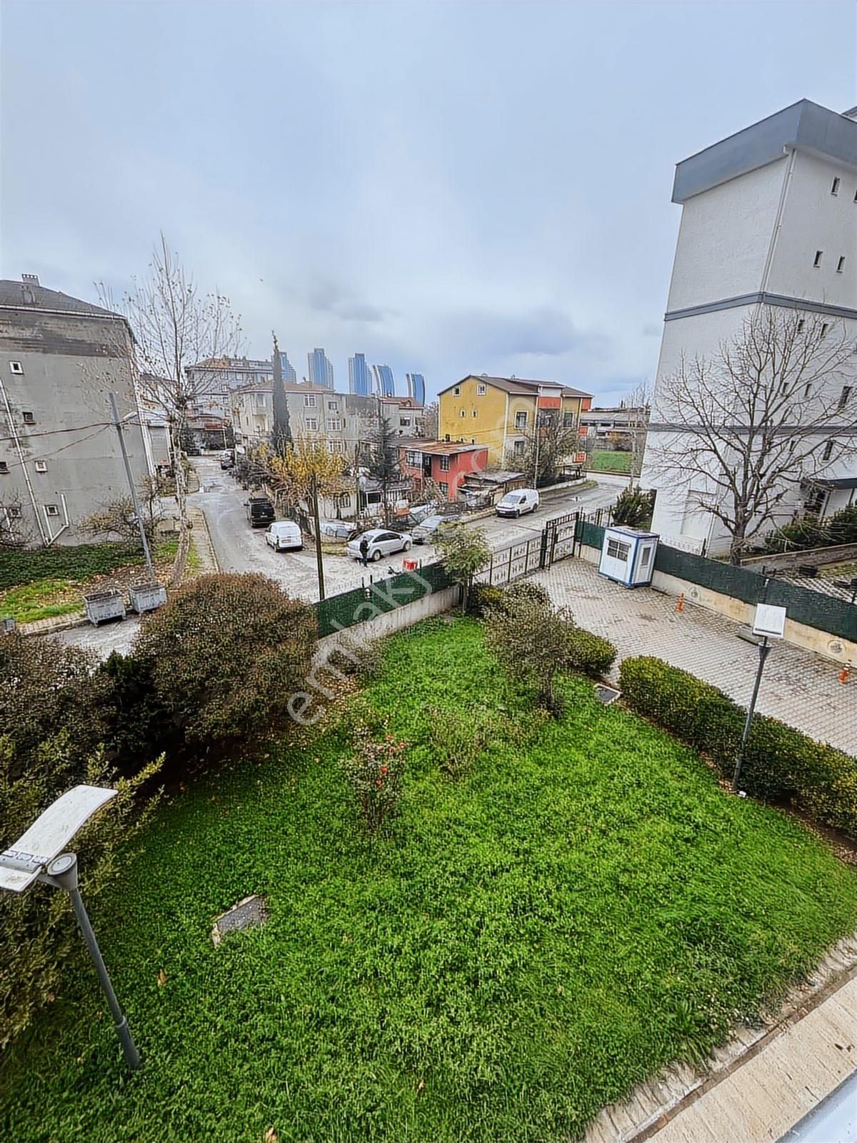 Kartal Yunus Mah. İbb Blokları Sıtesınde 2+1 Satılık Daıre - Görsel 11