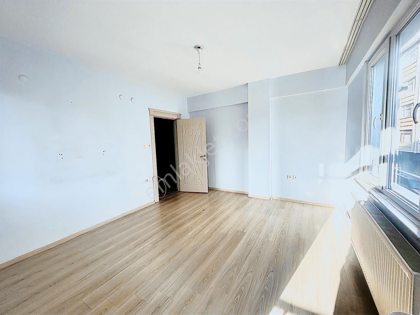 Pendik Çamçeşme Mahallesi Satılık 2+1 Boş Daire - Görsel 4