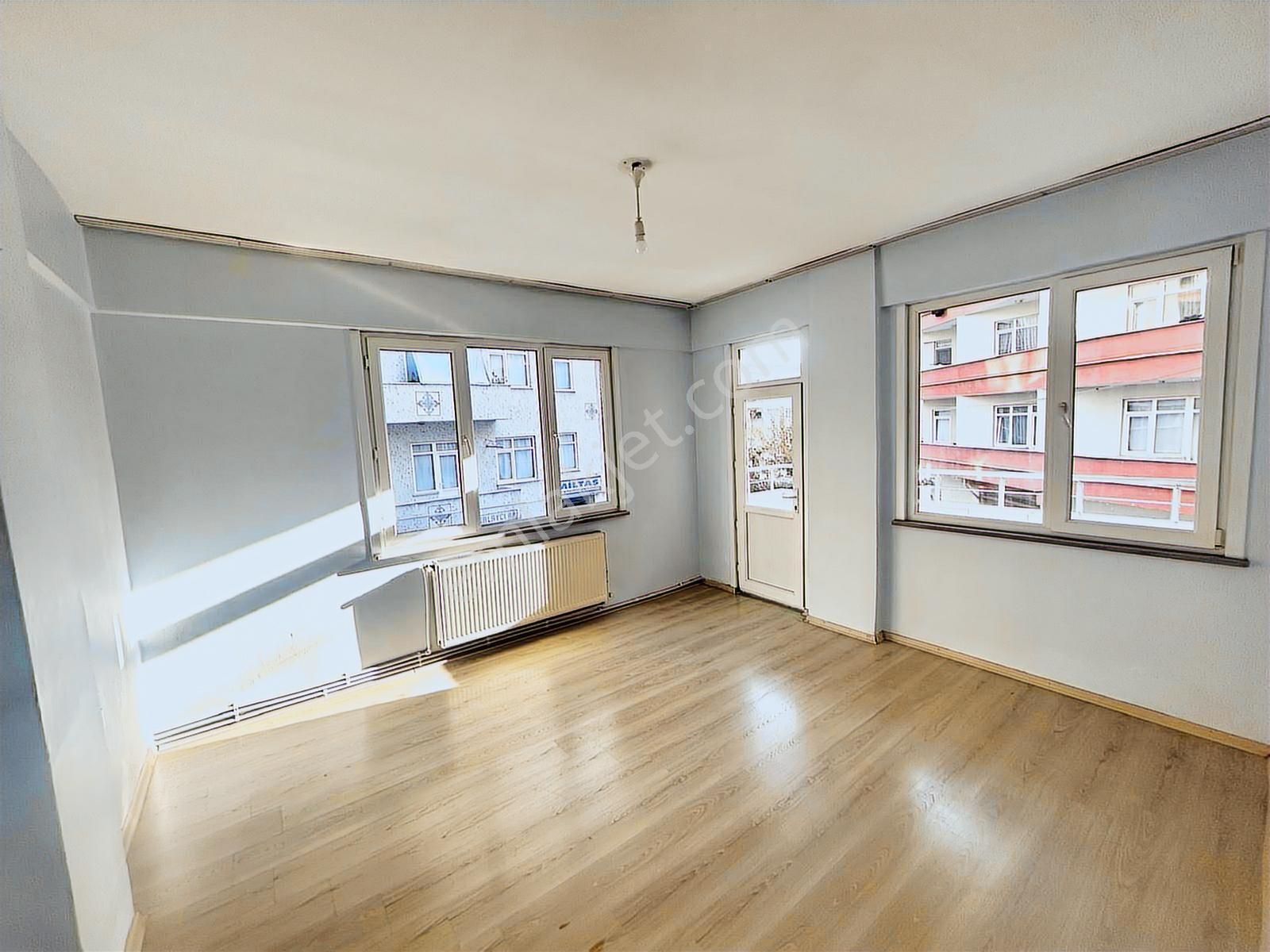 Pendik Çamçeşme Mahallesi Satılık 2+1 Boş Daire - Görsel 13