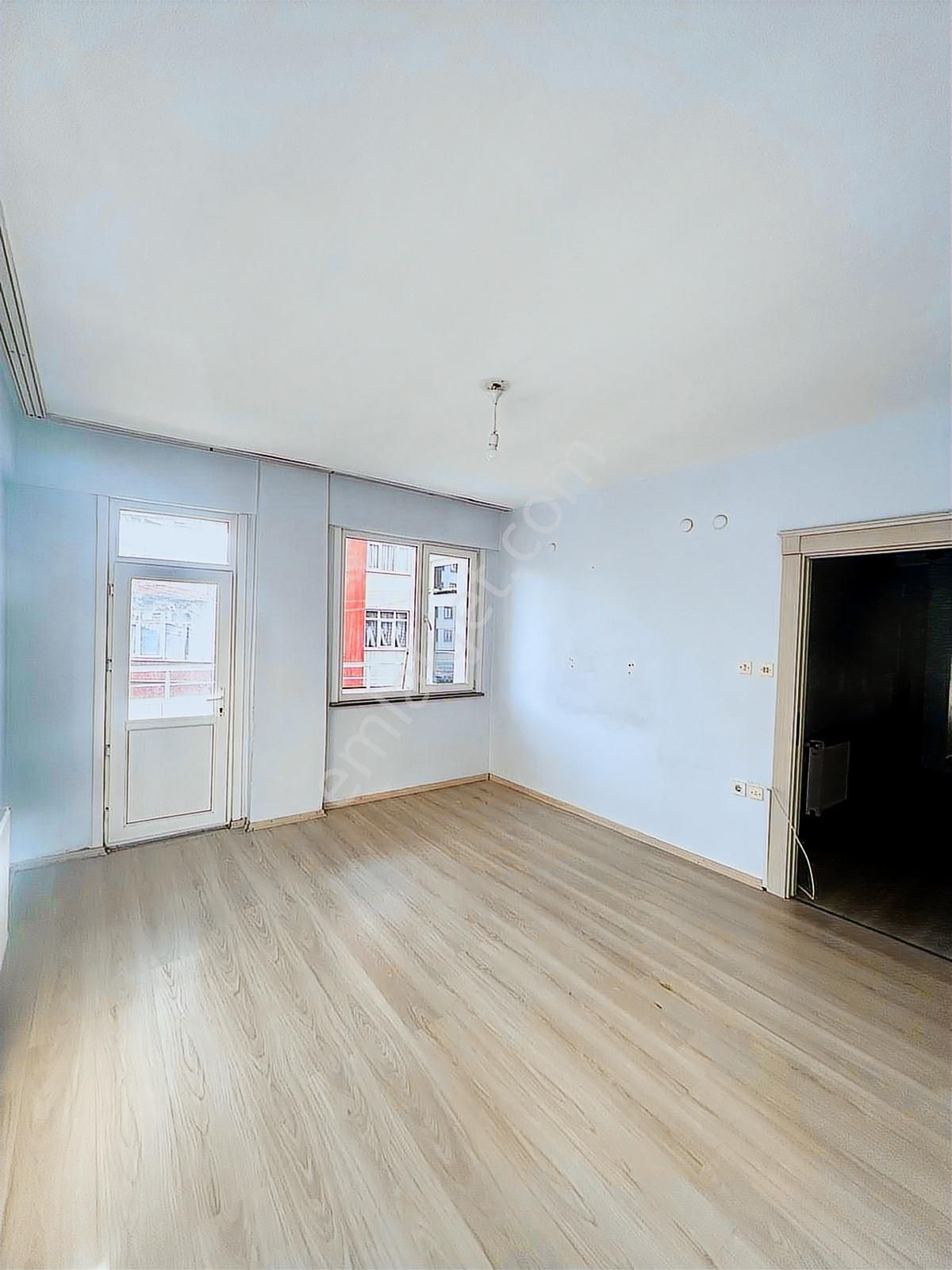 Pendik Çamçeşme Mahallesi Satılık 2+1 Boş Daire - Görsel 6