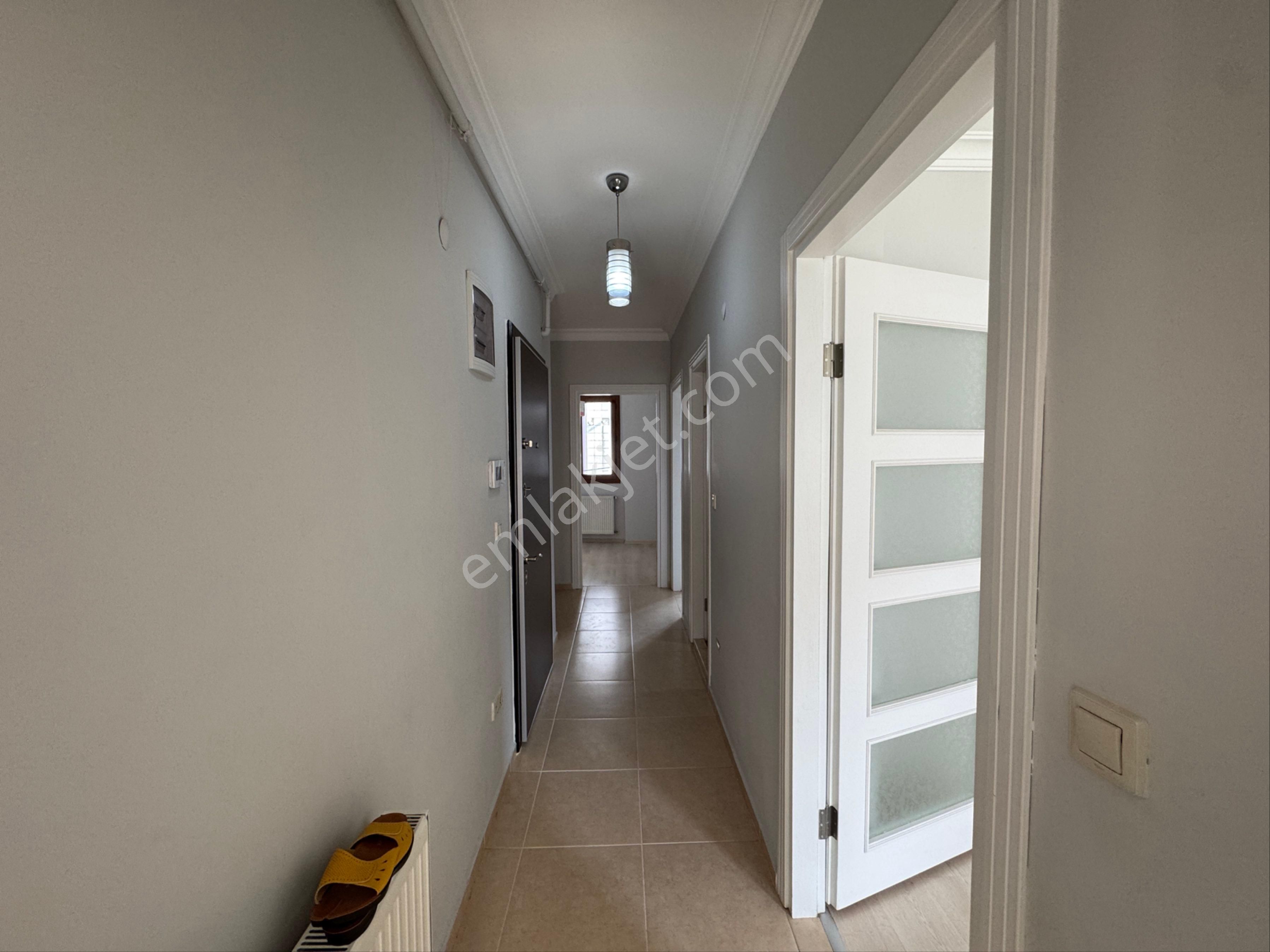 Demirköprü’de Kiralık 2+1 Çift Balkonlu Kapalı Mutfak Daire - Görsel 2