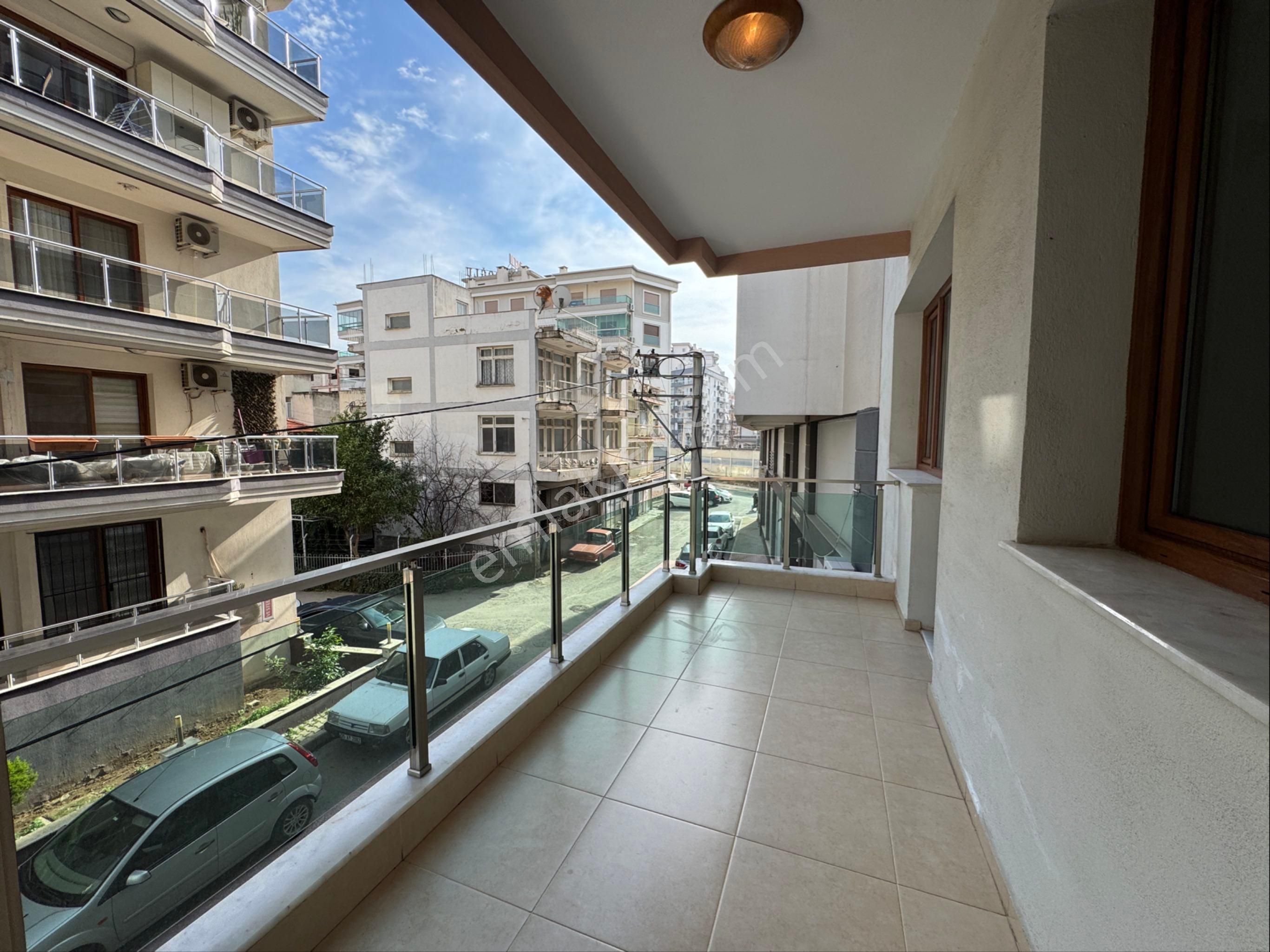 Demirköprü’de Kiralık 2+1 Çift Balkonlu Kapalı Mutfak Daire - Görsel 13