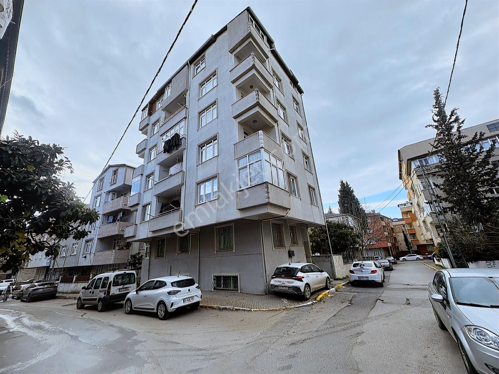 Pendik Orhangazi 3+1 Lüks Geniş Satılık Daire
