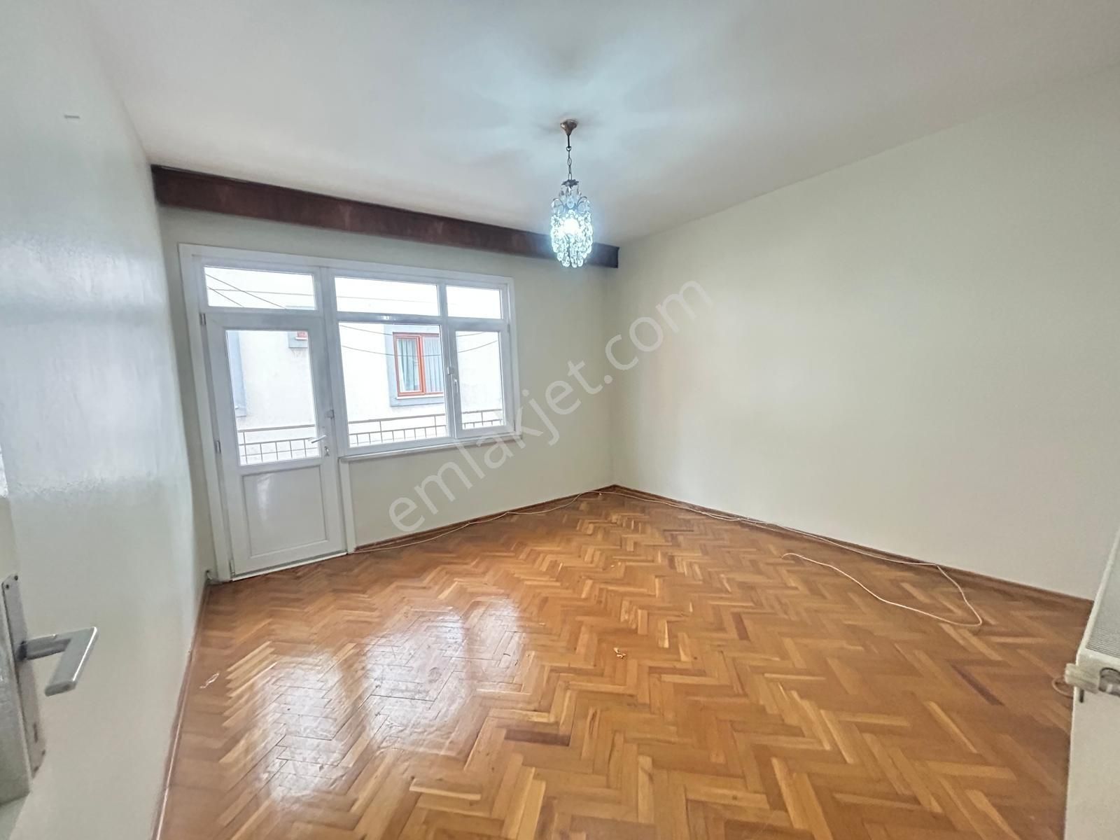 Pendik Bahçelievler Mah. Merkezi Konumda Boş 3+1 Kiralık Daire - Görsel 13