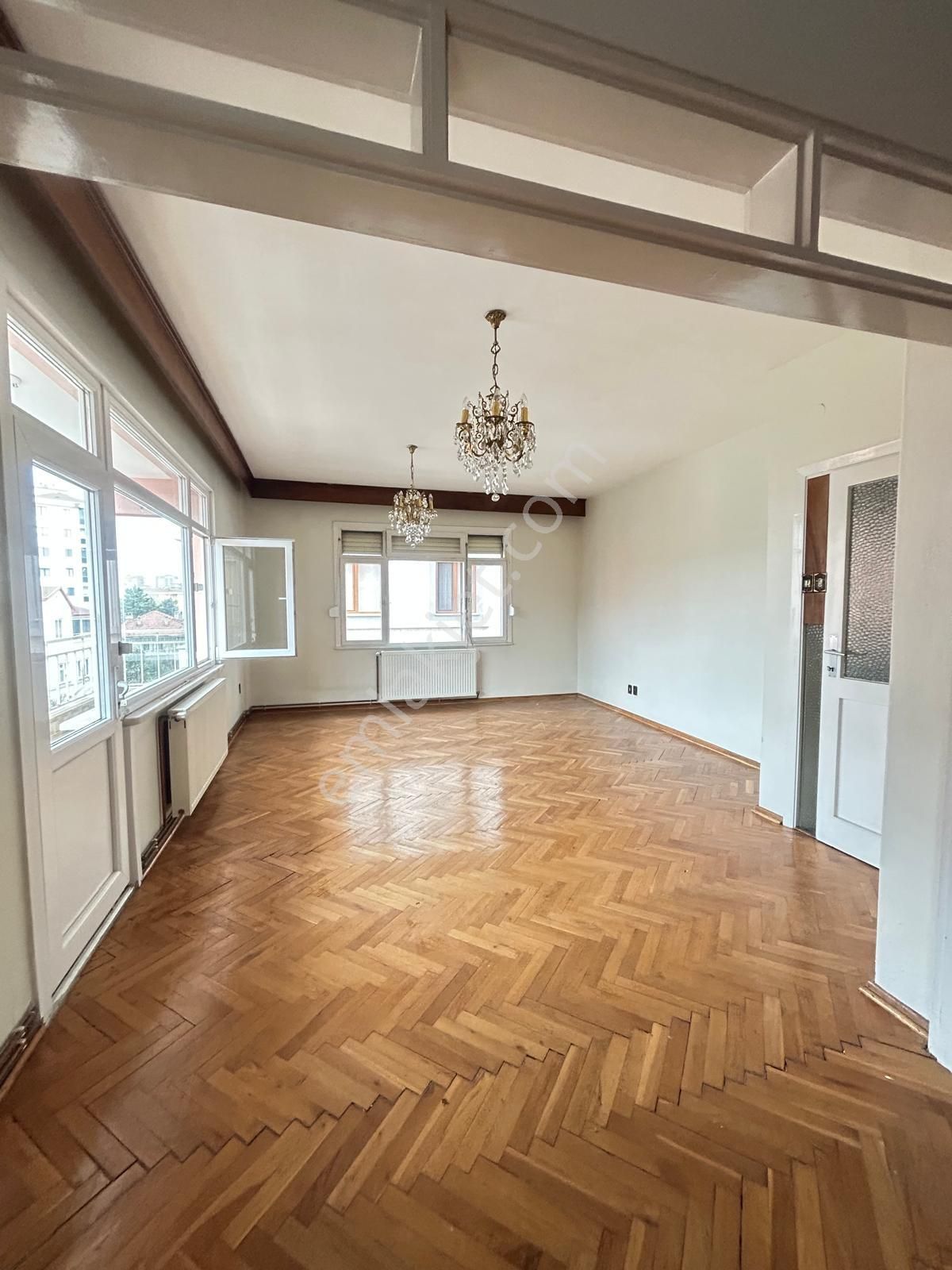 Pendik Bahçelievler Mah. Merkezi Konumda Boş 3+1 Kiralık Daire - Görsel 10