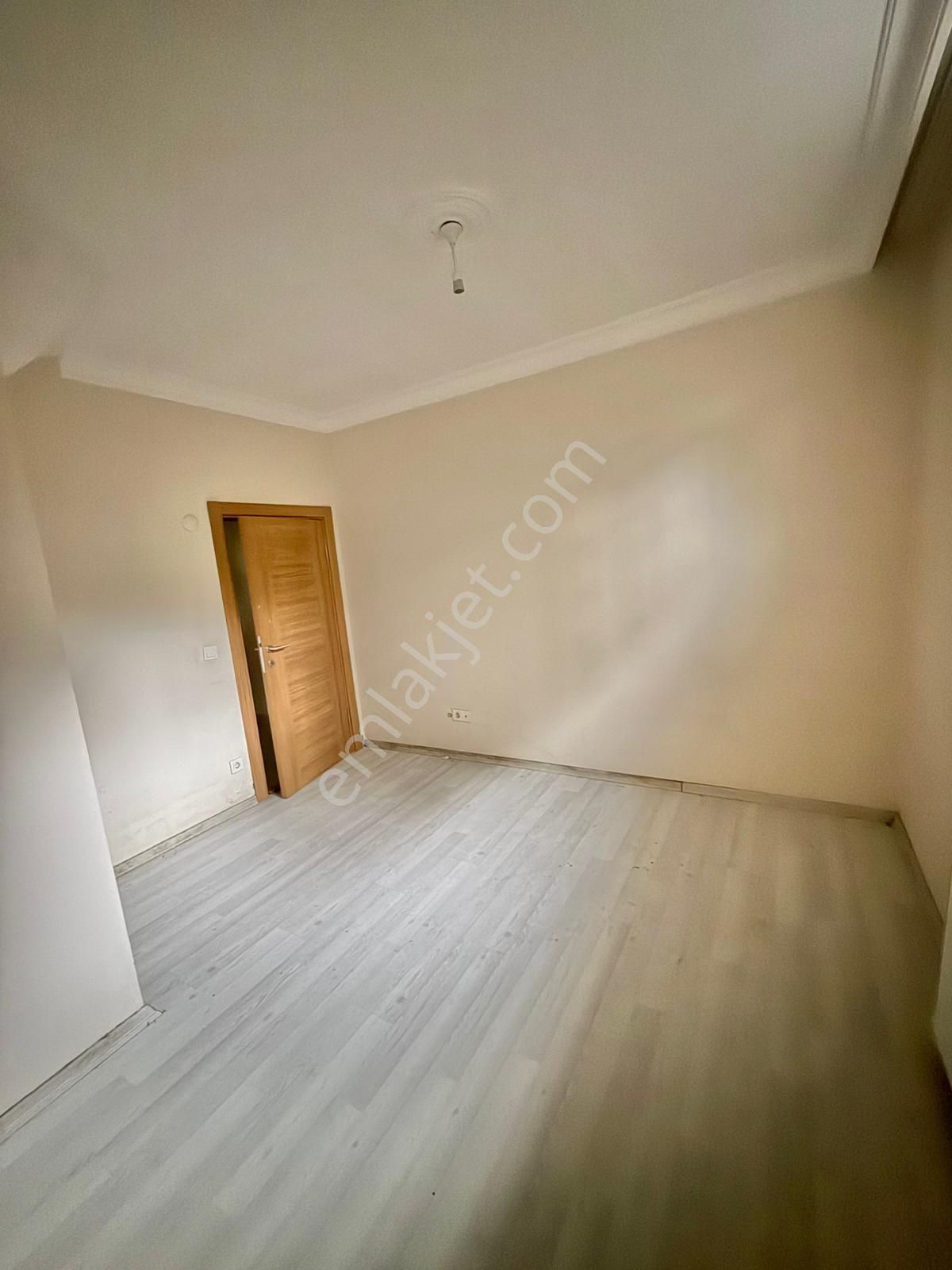 Çekmeköy Beyaz Konaklar Sitesinde 3+1 Satılık Daire - Görsel 7