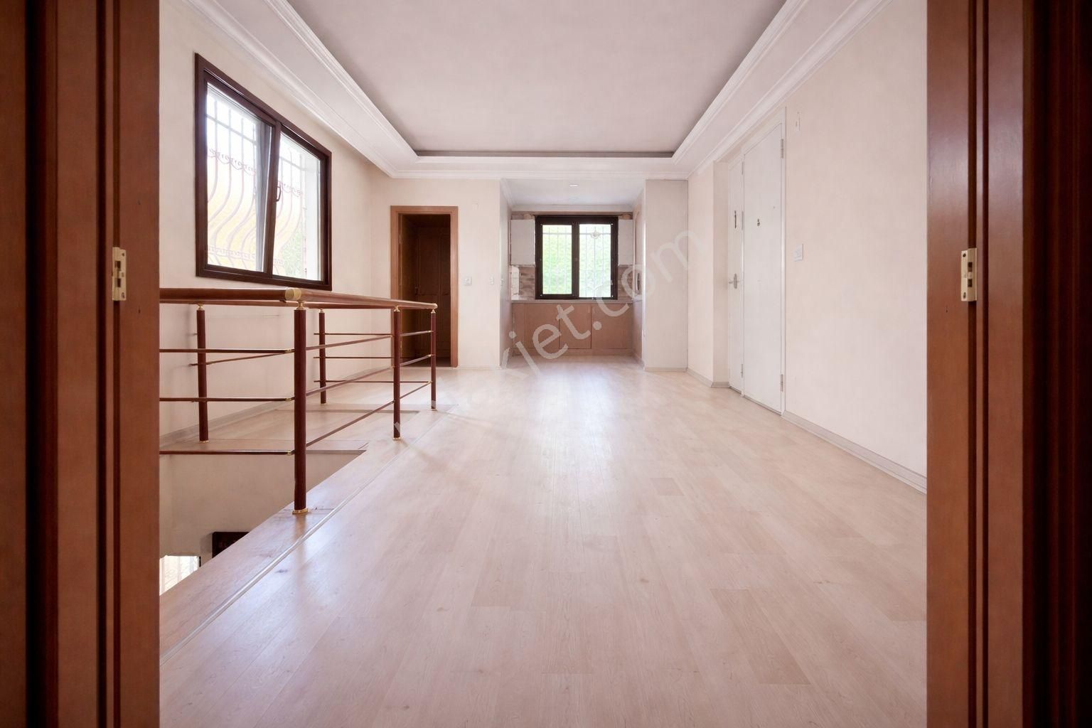 Çekmeköy Beyaz Konaklar Sitesinde 3+1 Satılık Daire - Görsel 9