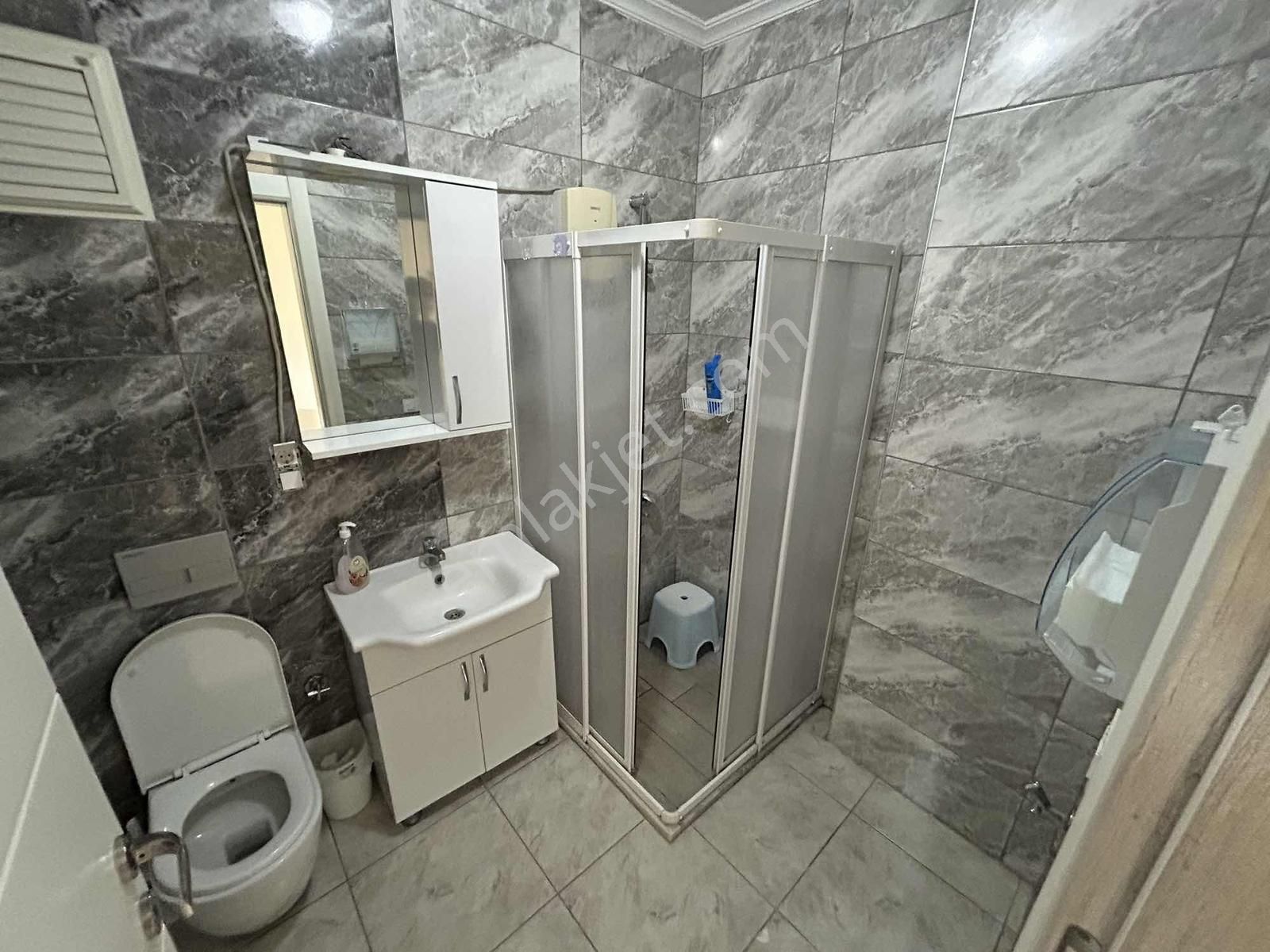 Onmax Kocacami'de Kiralık 3+1 Yüksek Giriş Daire - Görsel 5