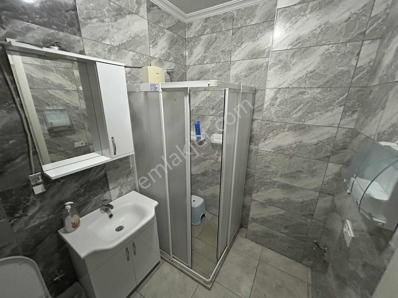 Onmax Kocacami'de Kiralık 3+1 Yüksek Giriş Daire - Görsel 10