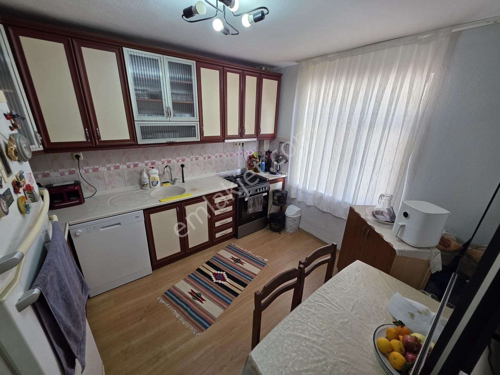 Onmax Öğretmenlerde Denize Yakın 2+1 Kapalı Mutfak Ara Kat Daire - Görsel 31