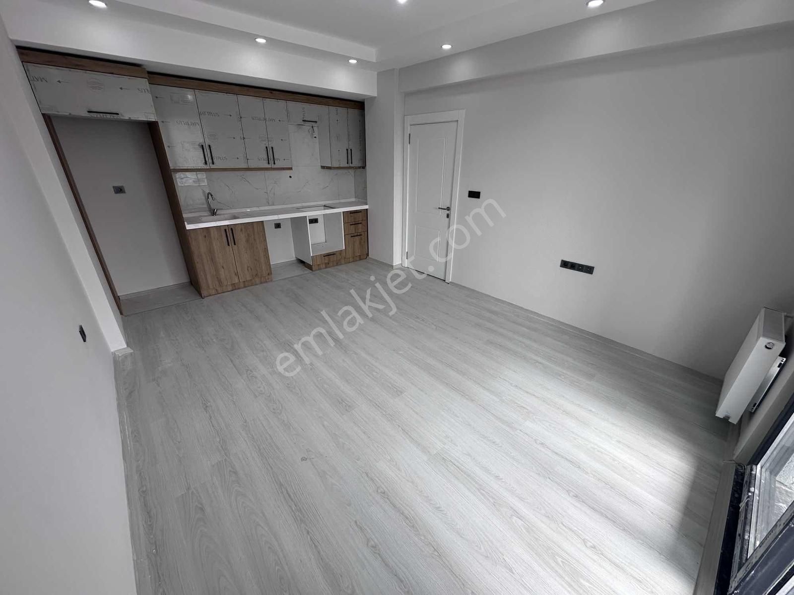 Onmax Burhaniye Merkez Bademalanı Satılık Geniş 1+1 Daire - Görsel 23