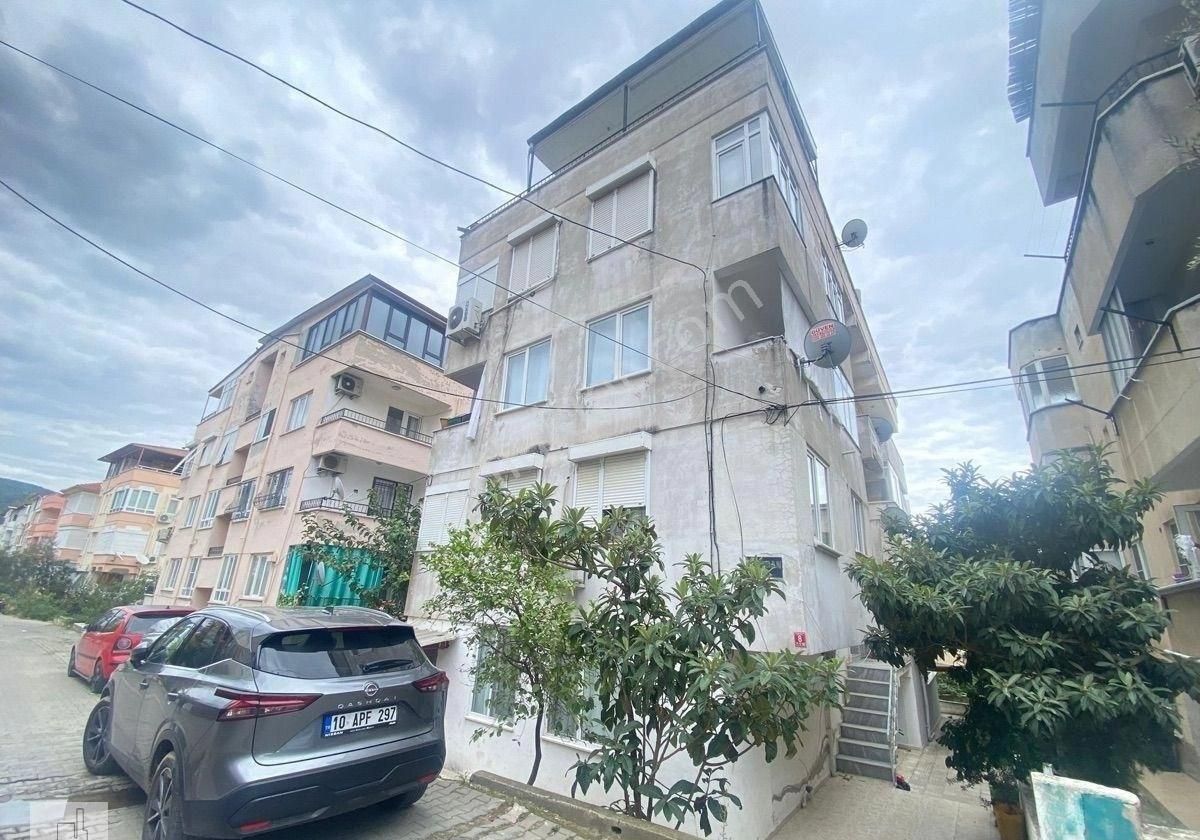 Altınoluk Merkez De Denize Yakın Komple Yenilenmiş 3+1 Ayrı Mutfak Daire