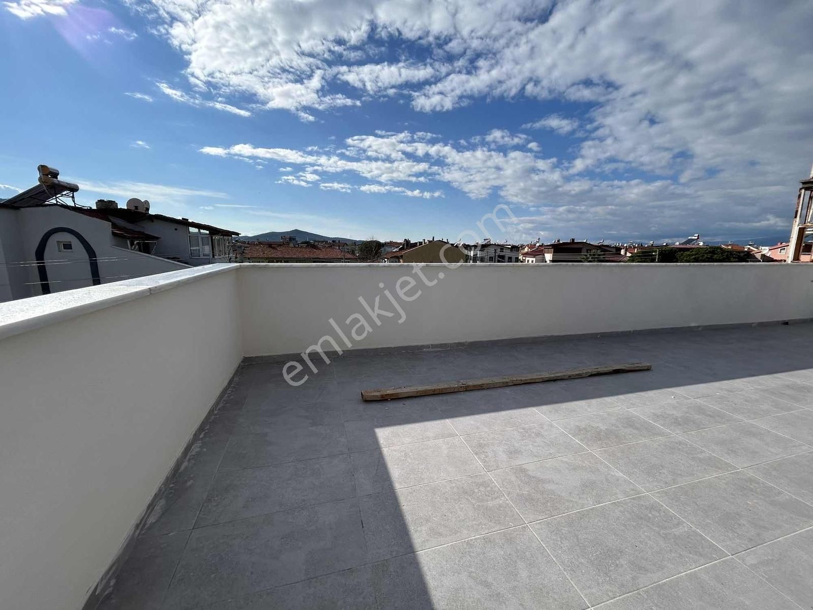 Onmax Öğretmenler'de Satılık 3+1 200 M2 Tam Müstakil Villa - Görsel 21