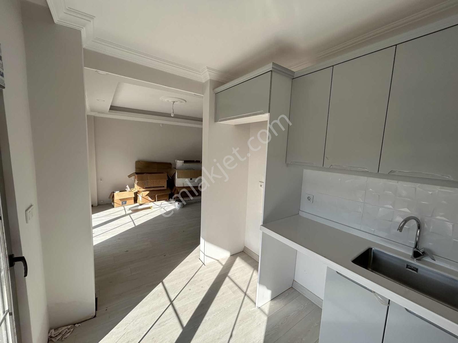 Onmax Öğretmenler'de Satılık 3+1 200 M2 Tam Müstakil Villa - Görsel 10