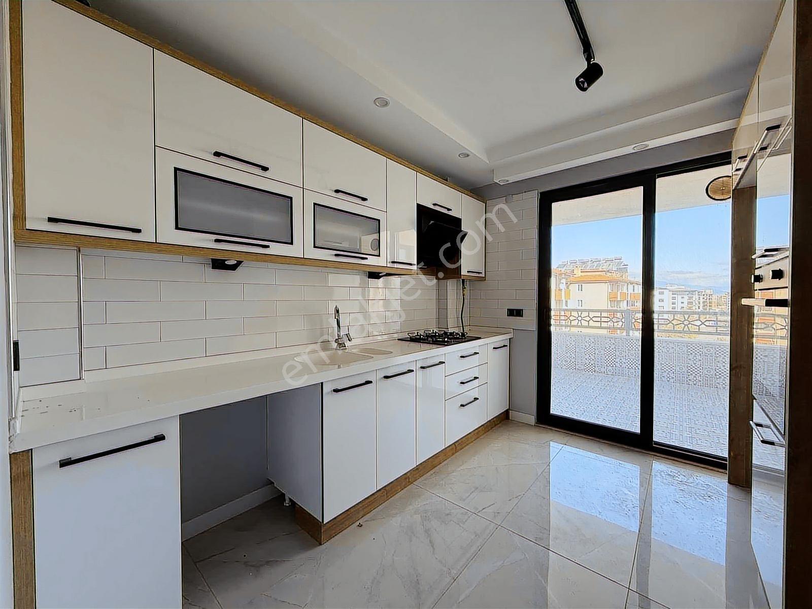 Onmax Burhaniye Merkez'de Satılık Sıfır 2+1 Giriş Kat Daire - Görsel 3