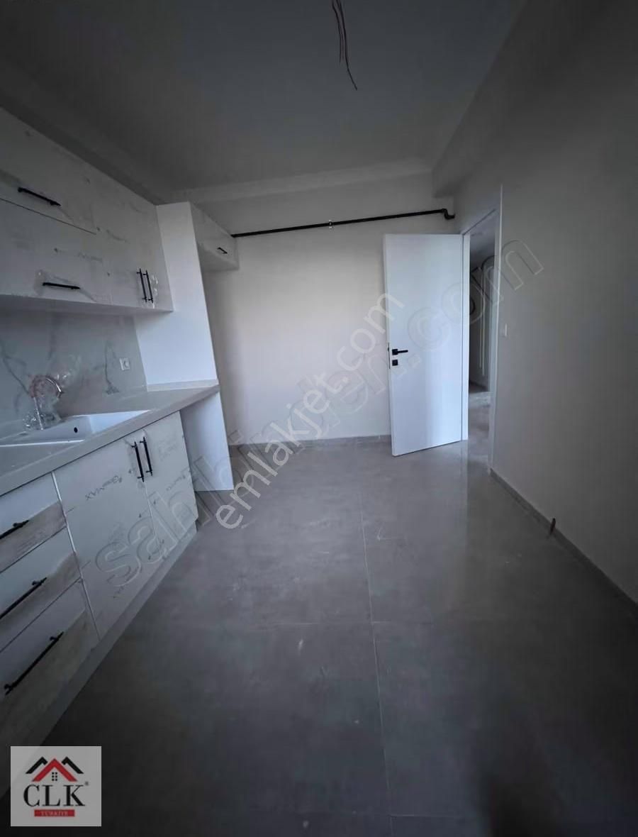 Clk'dan Sancaktepe Butik Site'de Satılık 2+1 Ara Kat Daire - Görsel 11