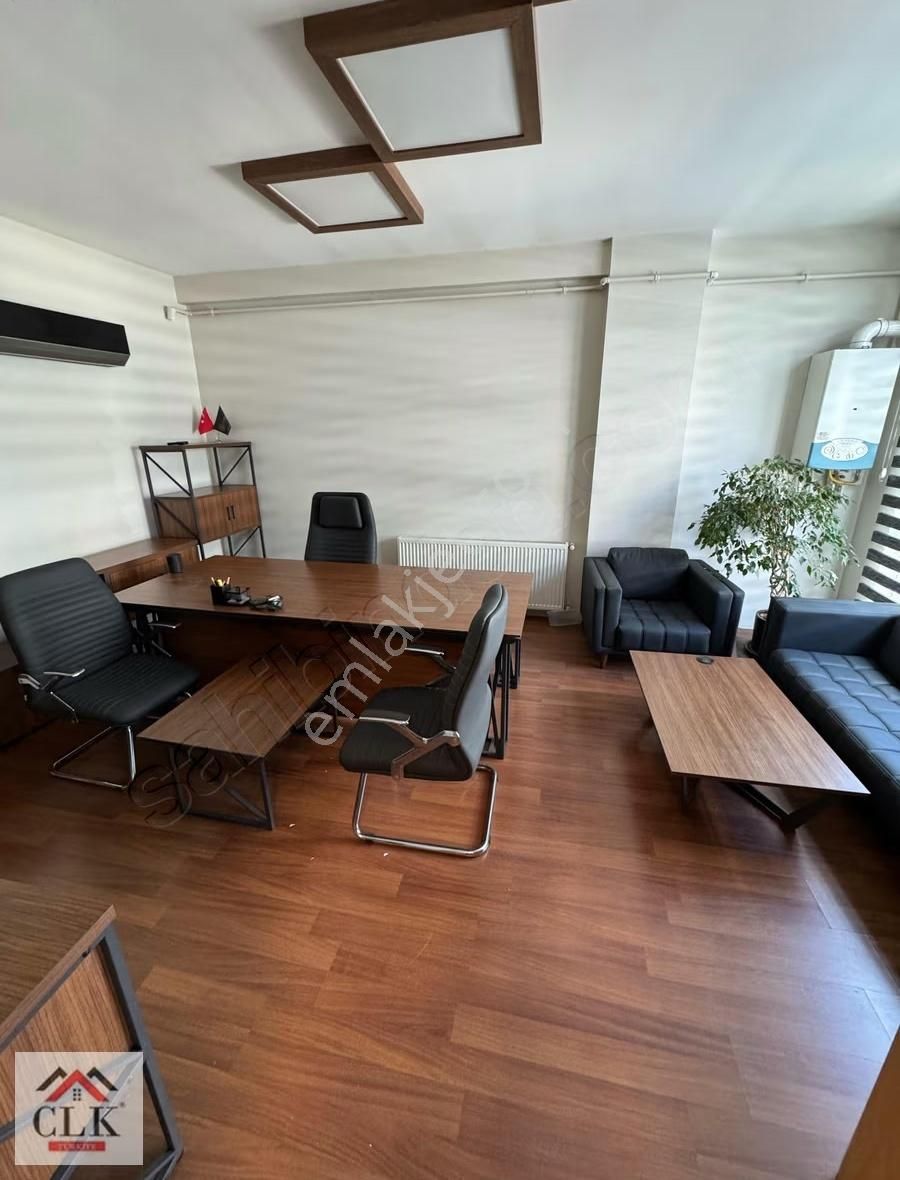Clk'dan Mimar Sinan Mahallesin'de Satılık1+1 Ofis Katı