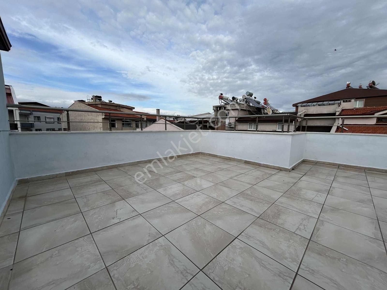 Onmax Burhaniye Merkezde Satılık 2+1 243 M2 Dublex Daire - Görsel 30