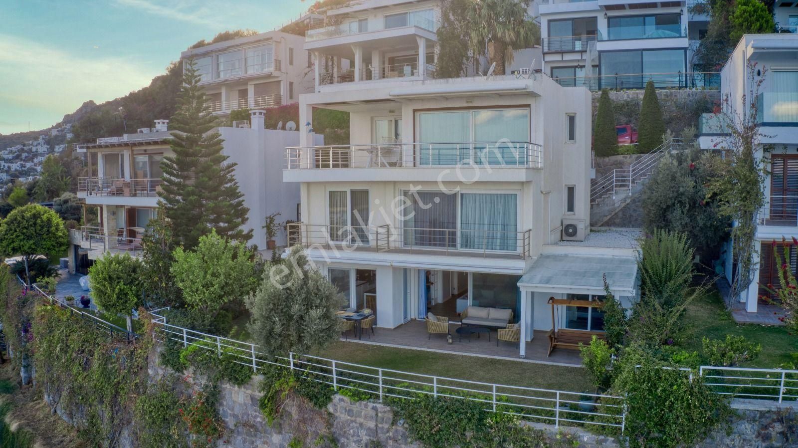 Bodrum Türkbükü Hebil'de Denize En Ön Sıra Dubleks Villa - Görsel 5