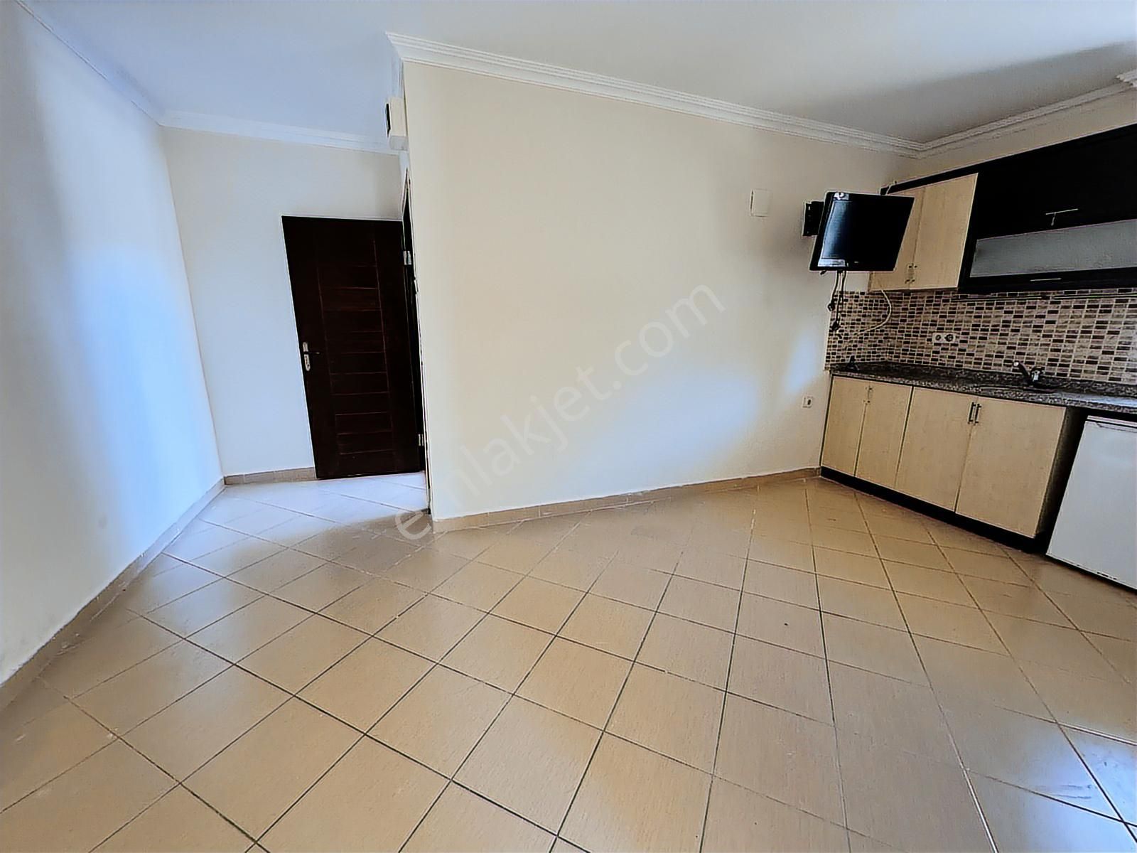 Alanya Avsallarde Tansu Sitesinde Denize 200 M 1+1 Eşyalı Satıl - Görsel 8