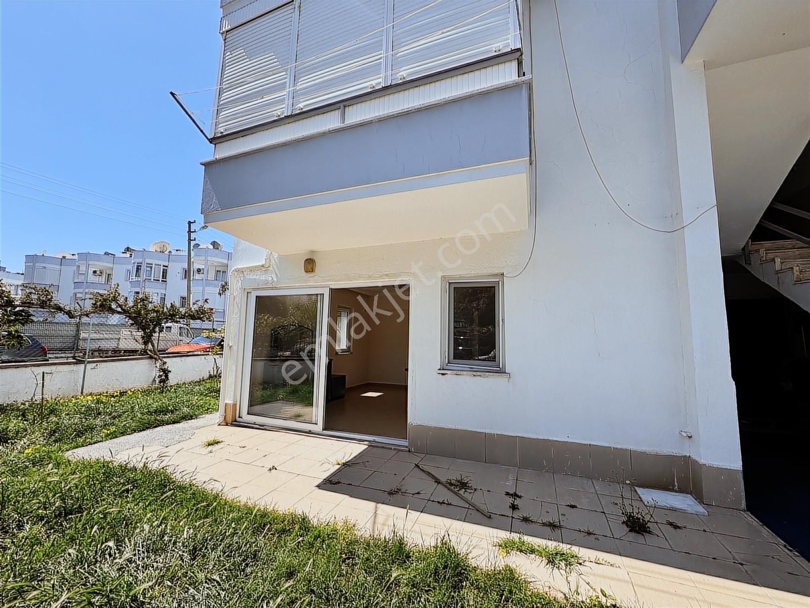 Alanya Avsallarde Tansu Sitesinde Denize 200 M 1+1 Eşyalı Satıl - Görsel 3