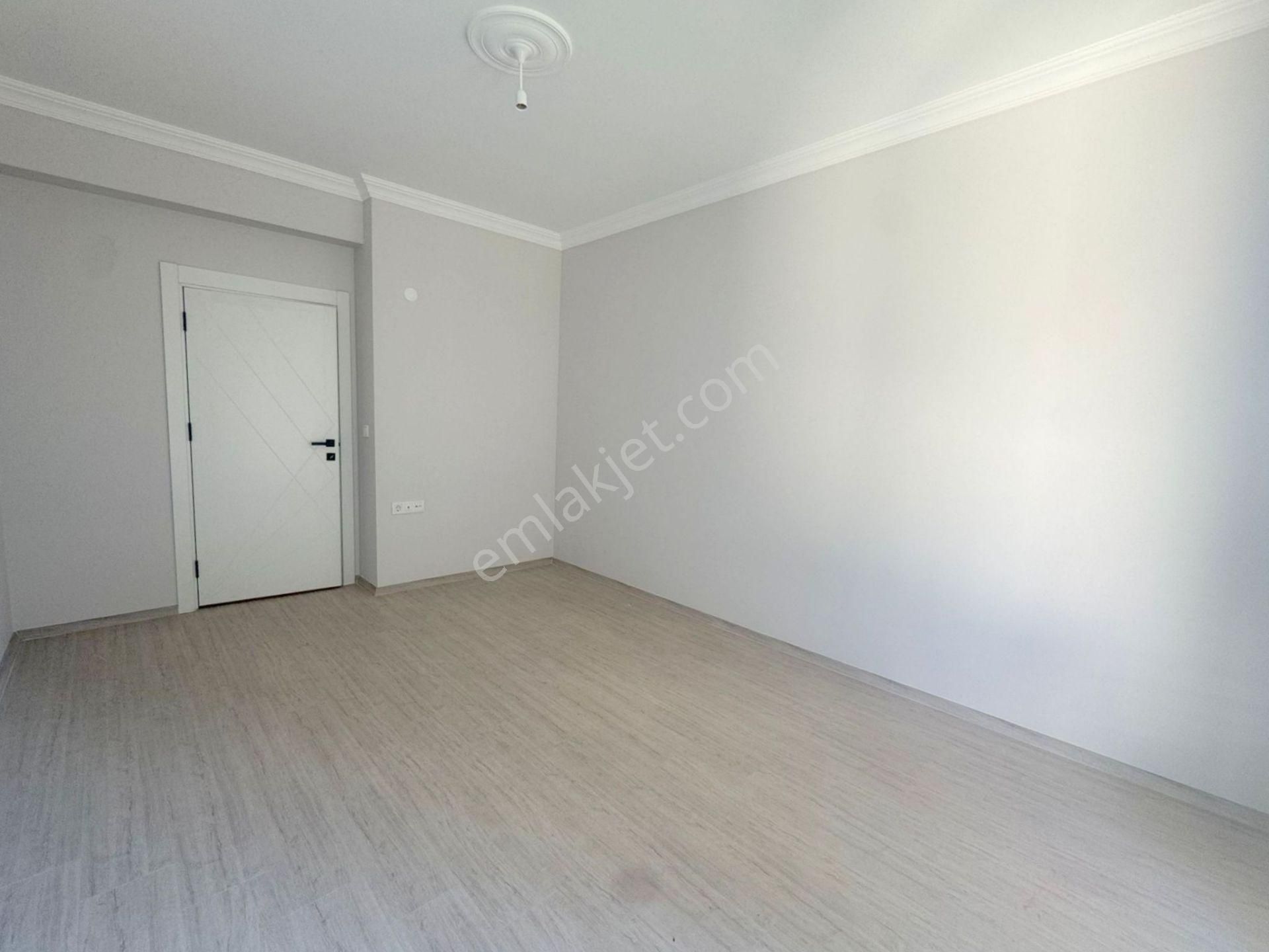 Mertcan'dan Havuzlu Güvenlikli Sitede Sıfır Ara Kat Fırsat 2+1 - Görsel 2