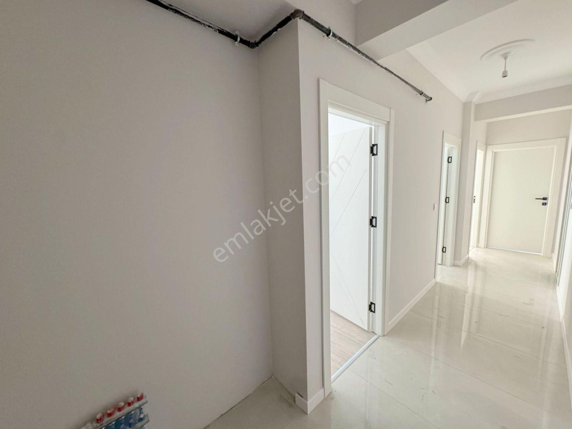 Mertcan'dan Havuzlu Güvenlikli Sitede Sıfır Ara Kat Fırsat 2+1 - Görsel 10