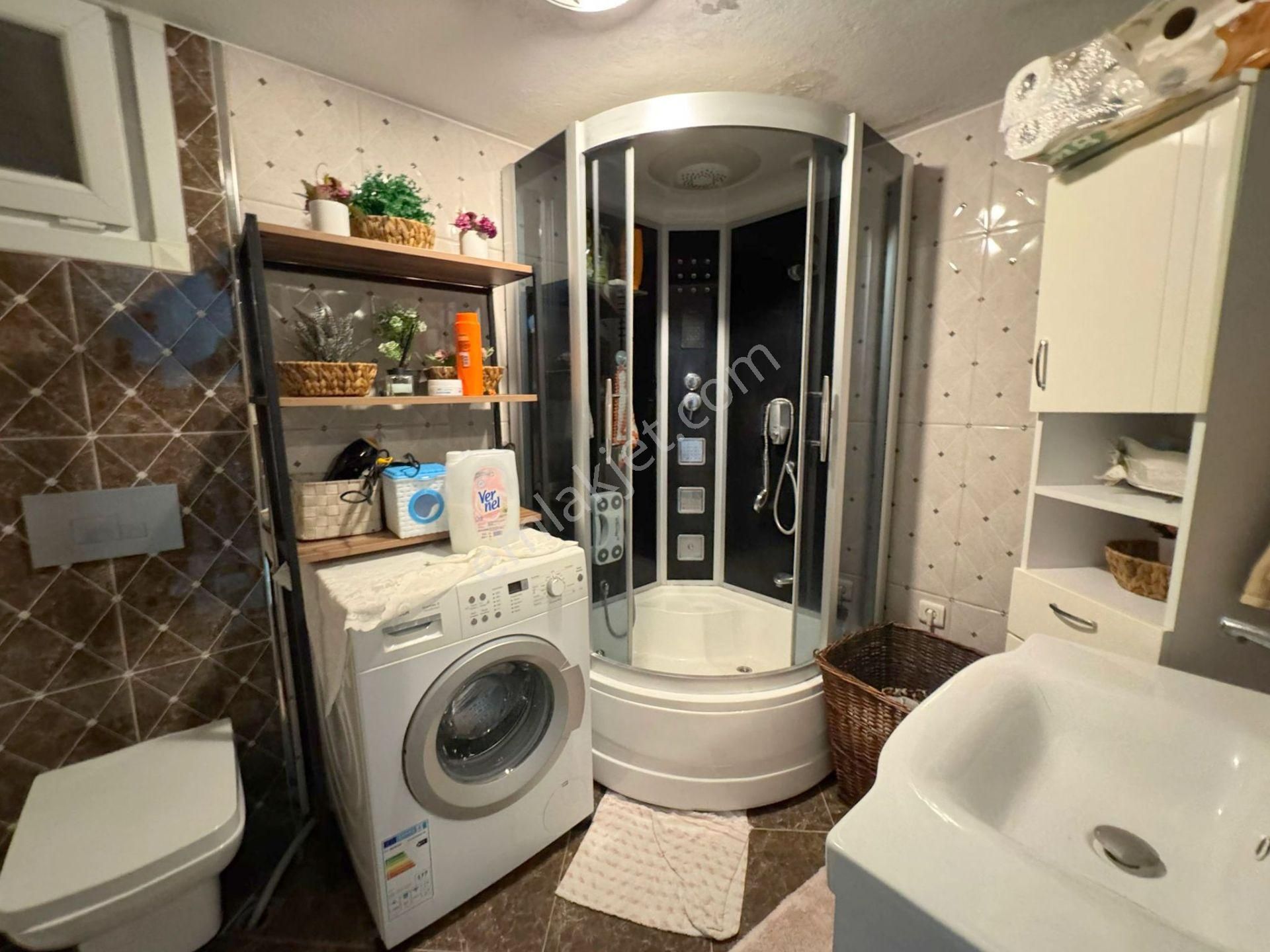 Mertcan'dan Çamçeşme Mah.caddeye 1dk 25m2 Arsa Tapulu 3+1 Daire - Görsel 13