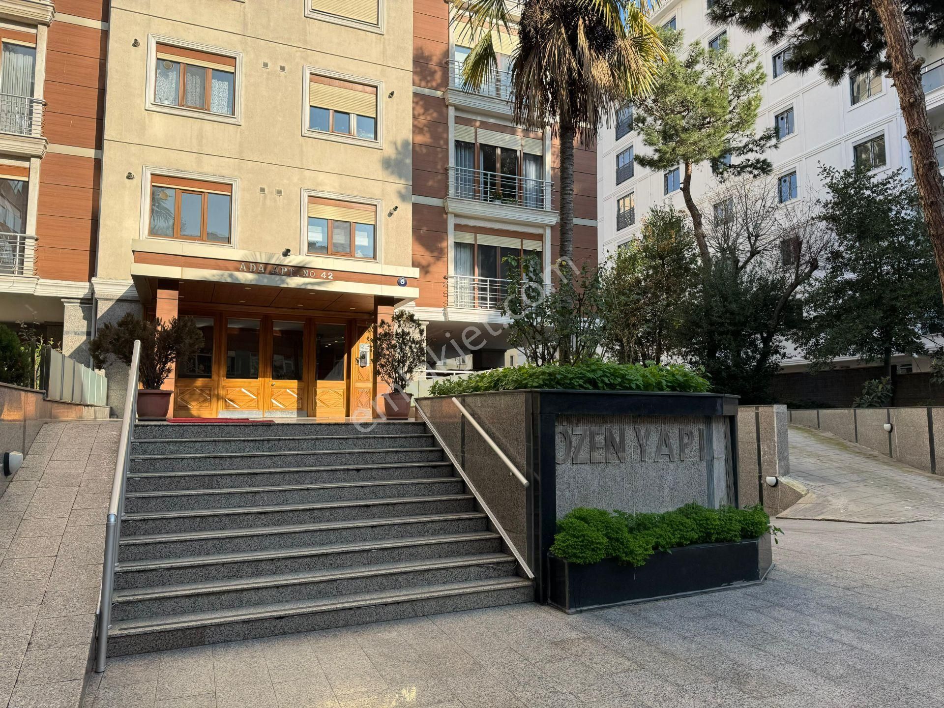 Suadiye'de 7/24 Güvenlikli Havuzlu Özel Depo Alanlı Ebeveyn Banyolu Net 146m2 4+1 - Görsel 28