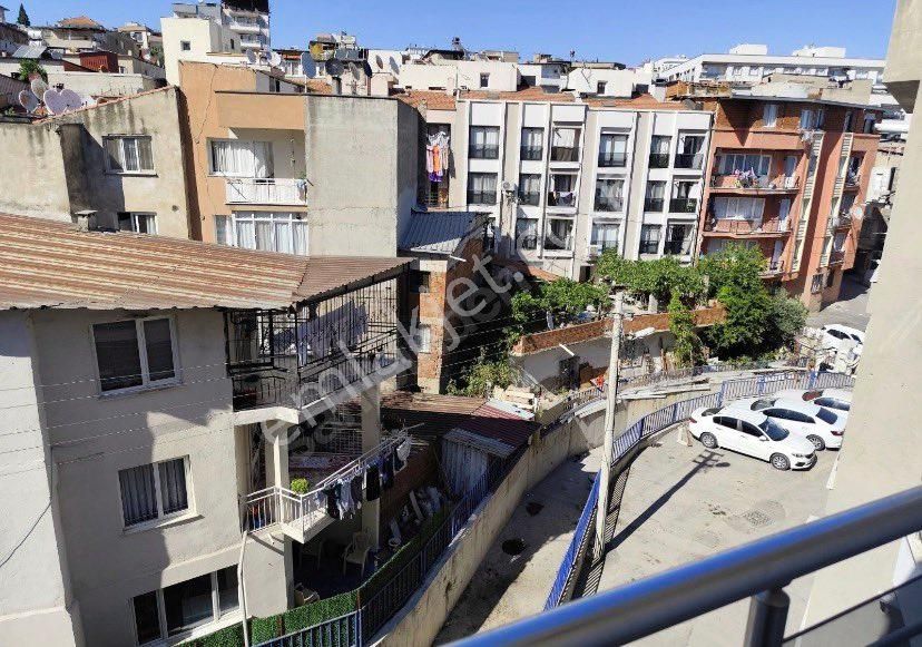Bozyaka Kapalı Pazaryeri Yakını Eşyalı 1+1 Kiralık Daire - Görsel 2