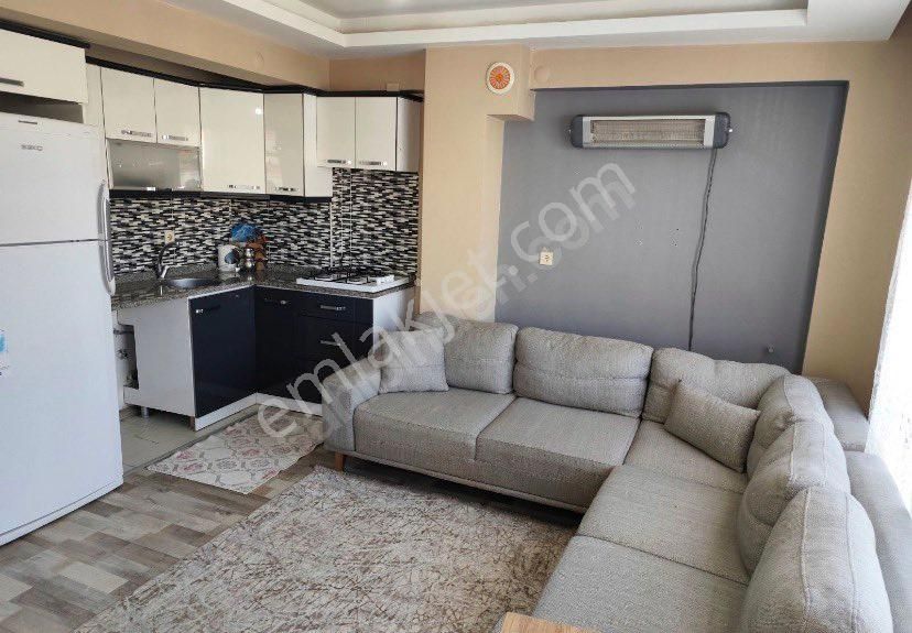 Bozyaka Kapalı Pazaryeri Yakını Eşyalı 1+1 Kiralık Daire