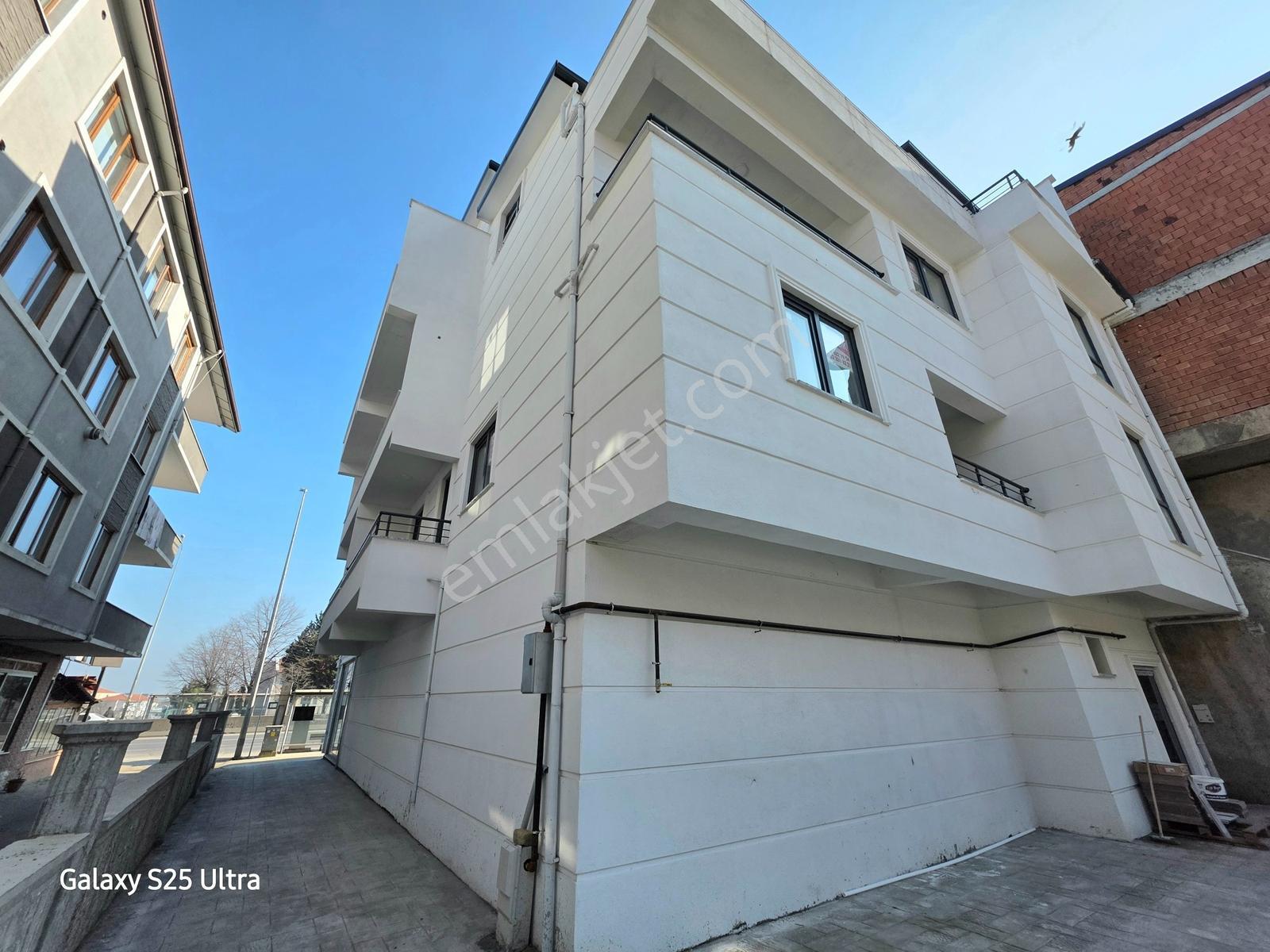 3kentten D-130 Cepheli | Gölcük Otogar Kavşağında 220 M² Kiralık - Görsel 13