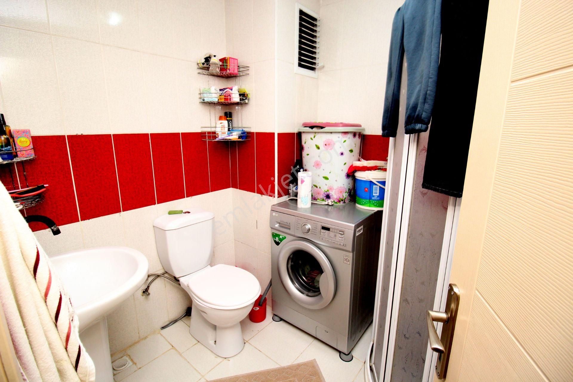 Emre Emlak'tan Topçu'da Arakat Ön Cephe Pırıl Pırıl Satılık 2+1 Daire - Görsel 21