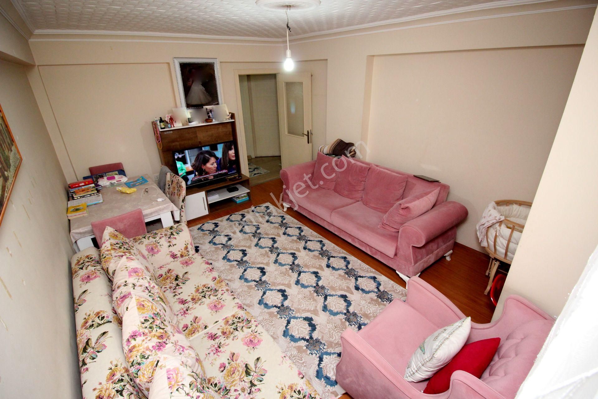 Emre Emlak'tan Topçu'da Arakat Ön Cephe Pırıl Pırıl Satılık 2+1 Daire - Görsel 10