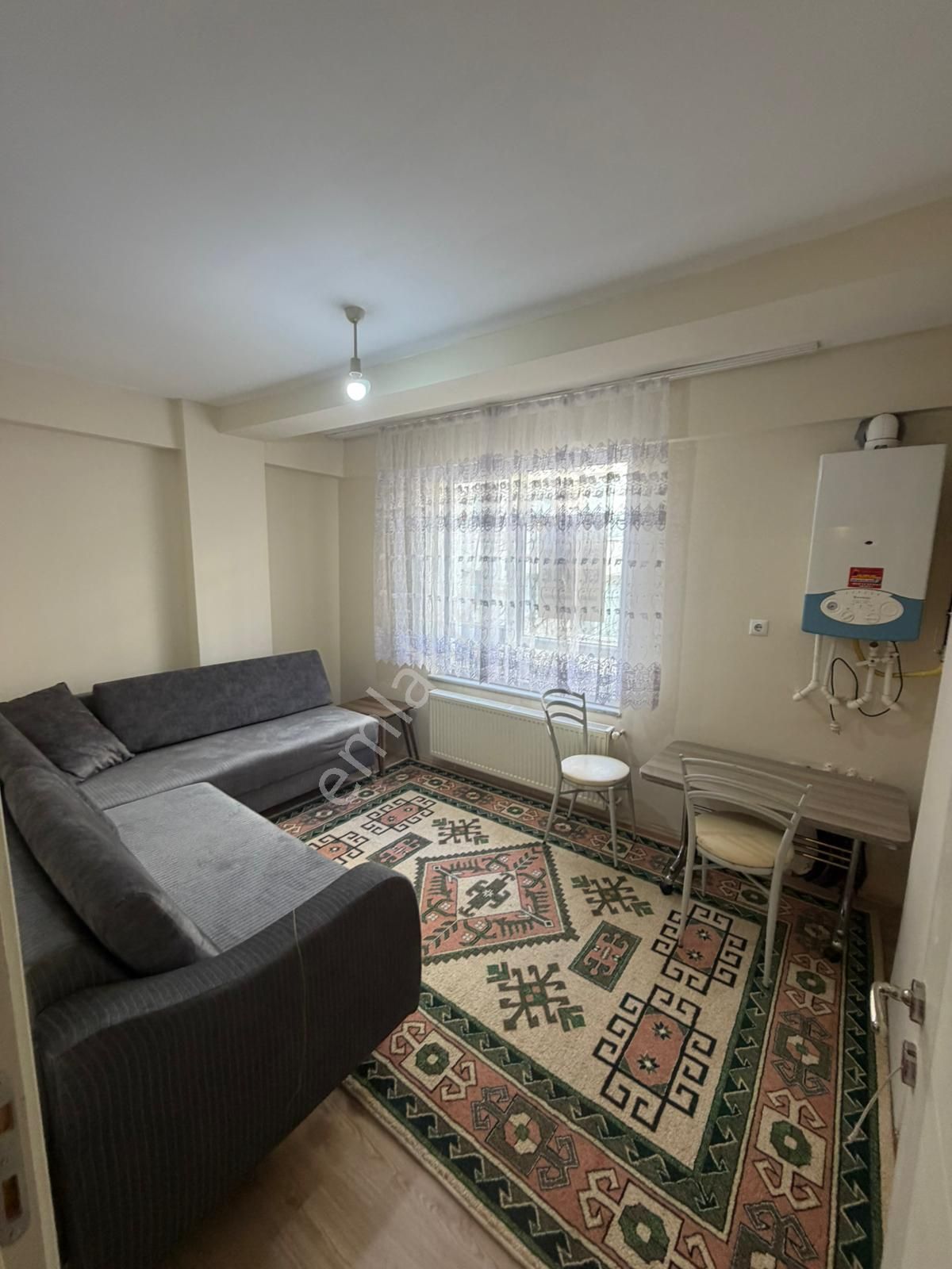 🏡 Büyükdere Mahallesinde 1+1 Eşyalı Kiralık Daire