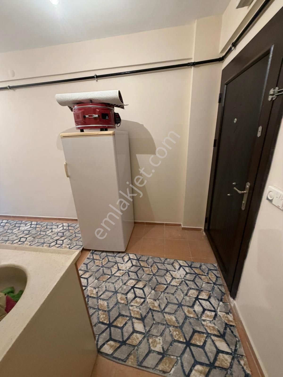 🏡 Büyükdere Mahallesinde 1+1 Eşyalı Kiralık Daire - Görsel 20