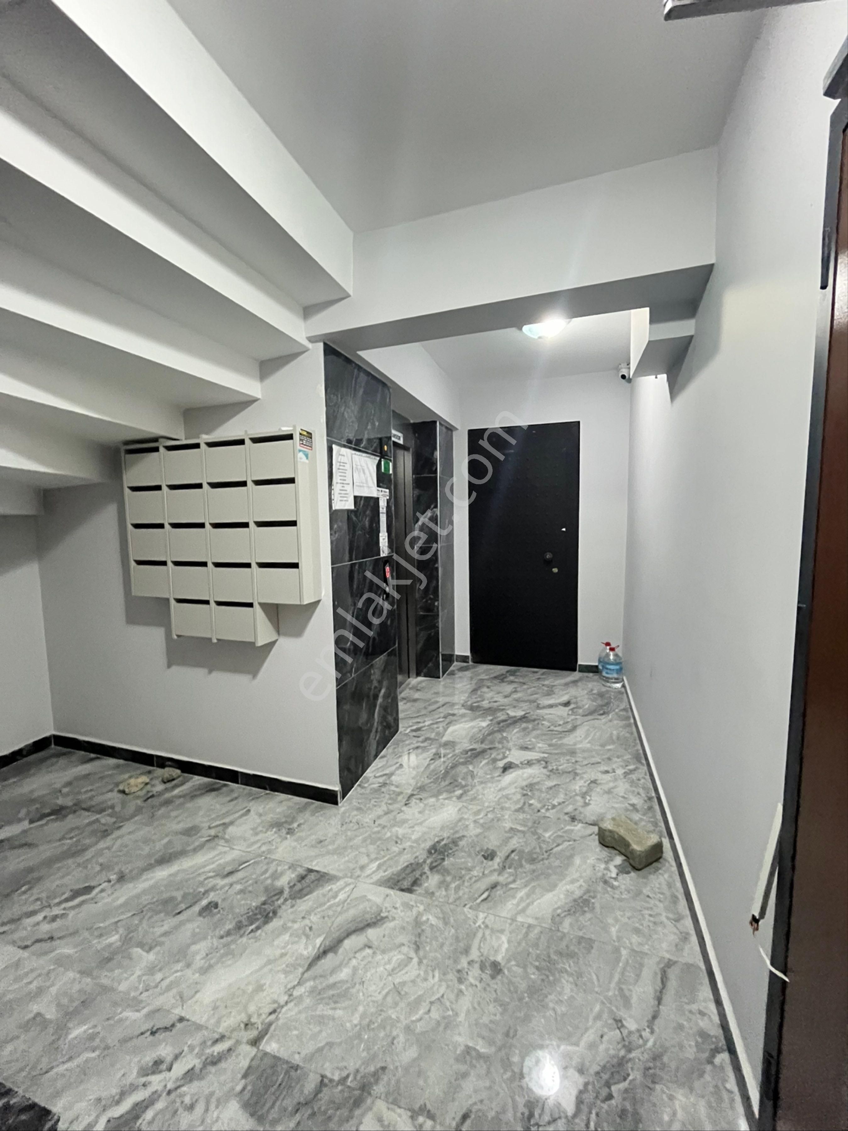 İzmir Buca Hürriyet Mah. 1+1 Kiralık Daire - Görsel 17