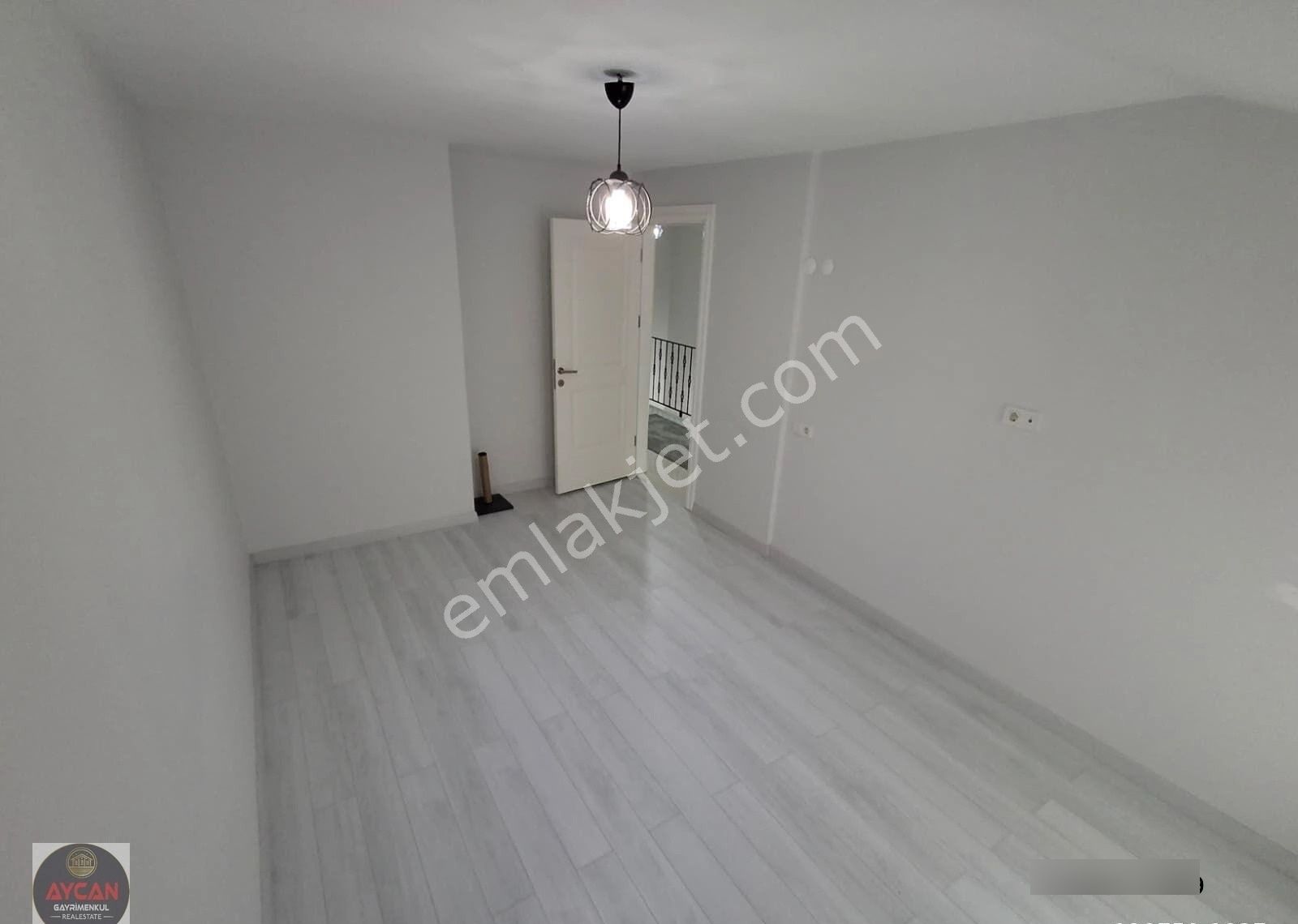 Aycan Gayrimenkulden İhsaniye Mah 240m² Satılık 4+1 Dublex Daire