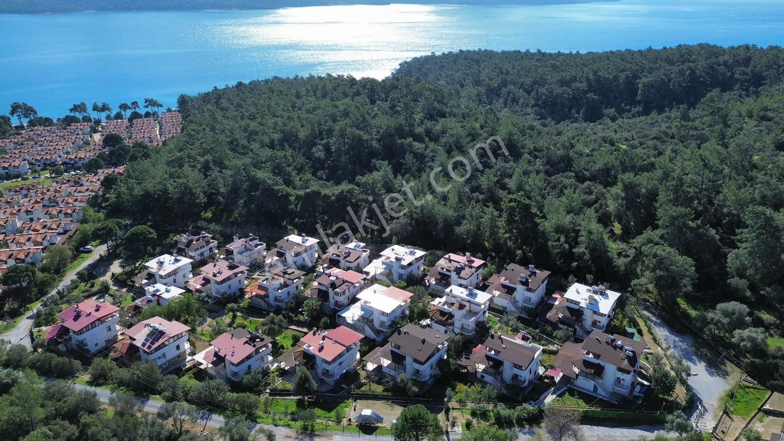 Deniz Ve Doğa Manzaralı Bahçeli İkiz Villa - Görsel 3