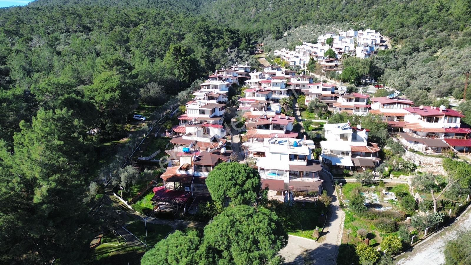 Deniz Ve Doğa Manzaralı Bahçeli İkiz Villa - Görsel 4