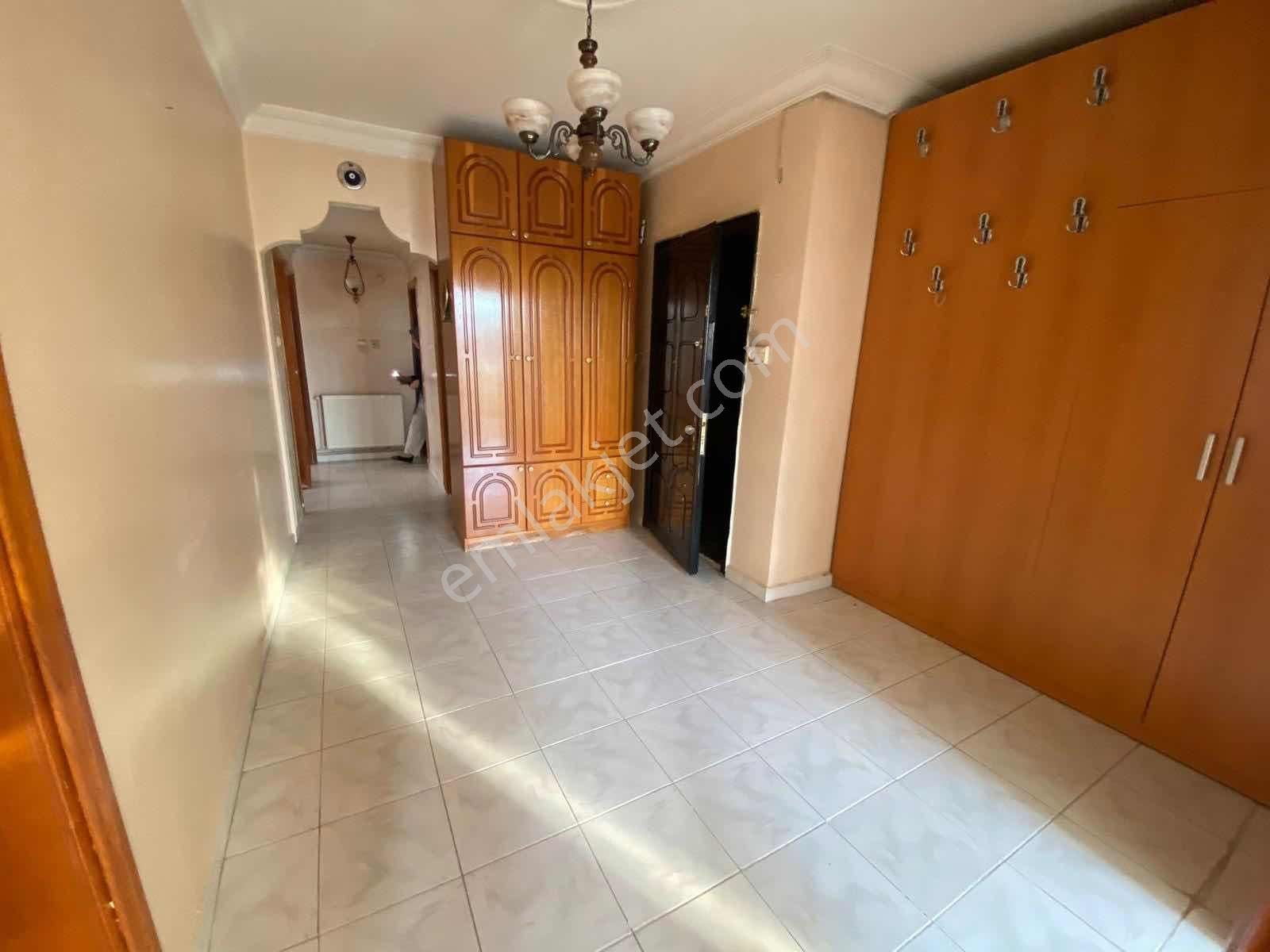 Söğülüçeşme Mah. Büyük Kullanışlı 3+1 Güney Cephe - Görsel 19