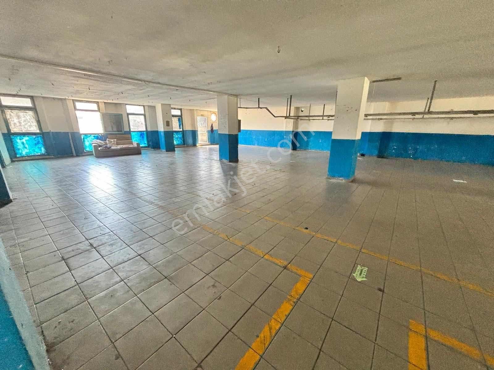 Atatürk Mah. İş Hanında 2 Katlı 850m Asansörlü İş Yeri