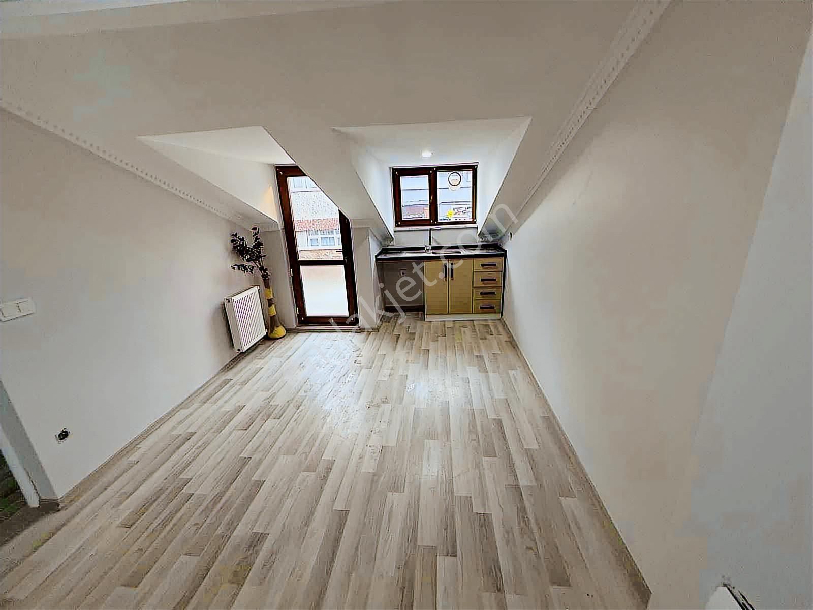 Salı Pazarında 2+1 Dublex Üstü - Görsel 6