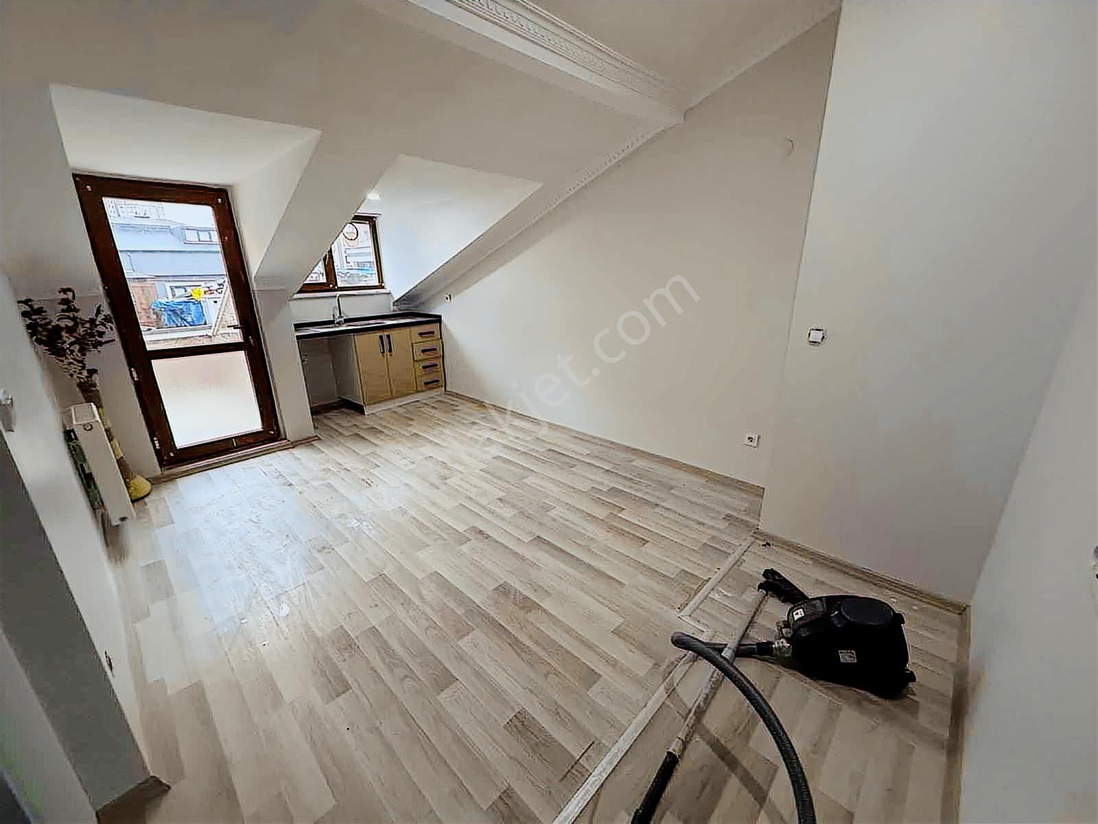 Salı Pazarında 2+1 Dublex Üstü - Görsel 2