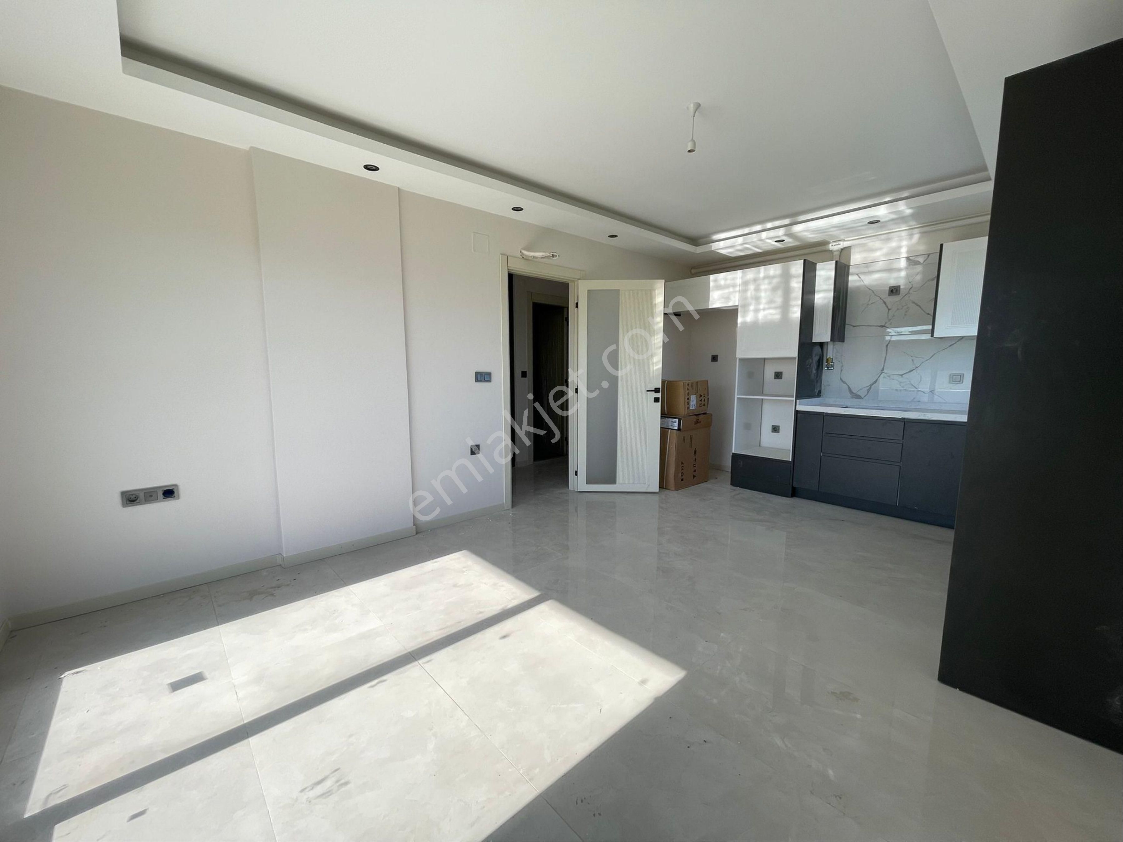 Kabasakal’da Site İçi Lüks Yaşam! 7/24 Güvenlikli Havuzlu Sitede 3+1 Satılık Daire - Görsel 3