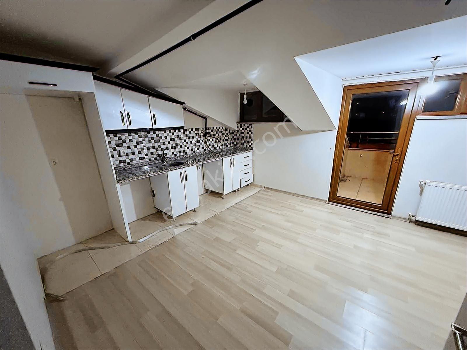 Atatürk Mah. Metroya Yakın 2+2 Dubleks Daire - Görsel 9