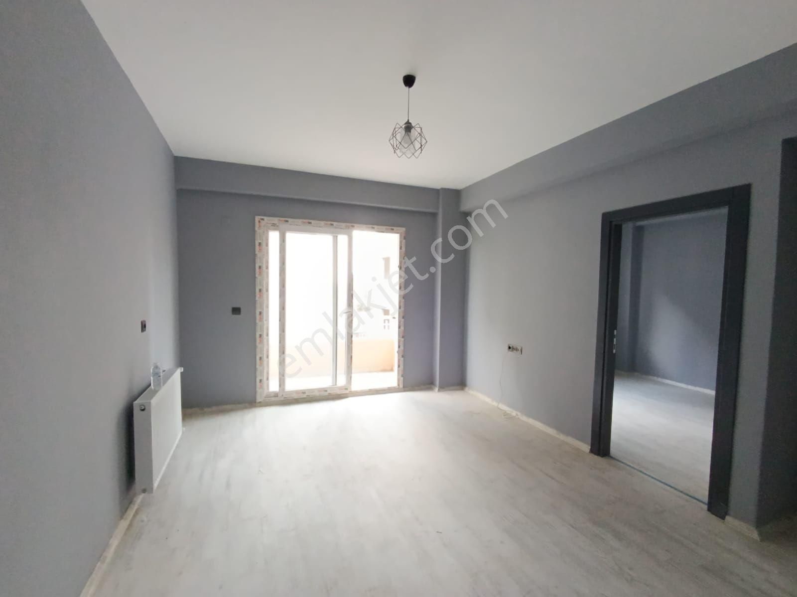 Osmangazi Mahallesinde 1+1 İskanlı Oturuma Hazır Yatay Mimari Satılık Daire - Görsel 7