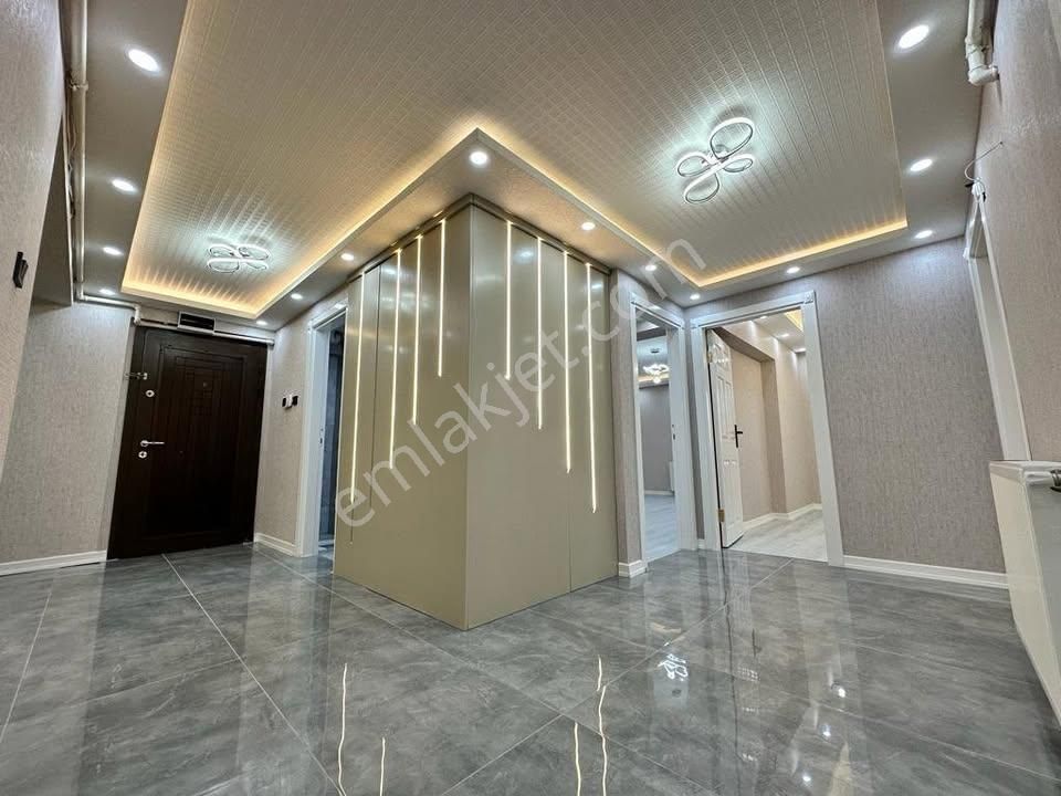 Beylikdüzü Merkez'de Oturuma Hazır Full+full Siteiçi 2+1 Dairemiz... - Görsel 23